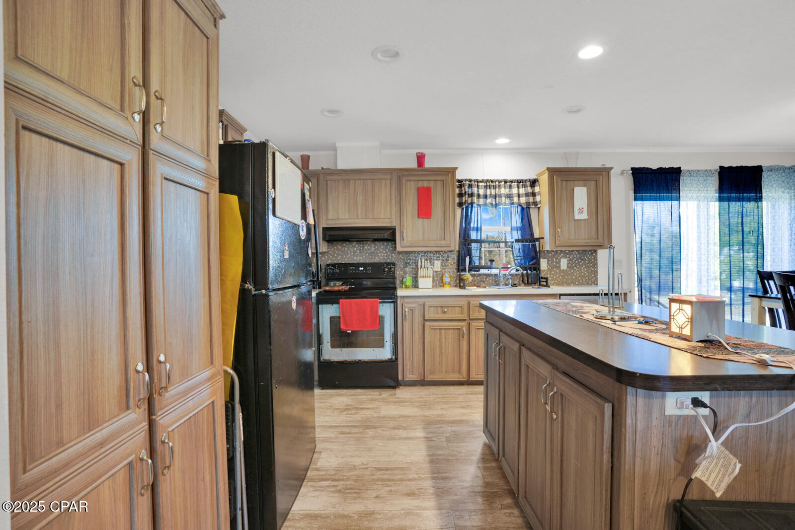 8101 Owl Lane