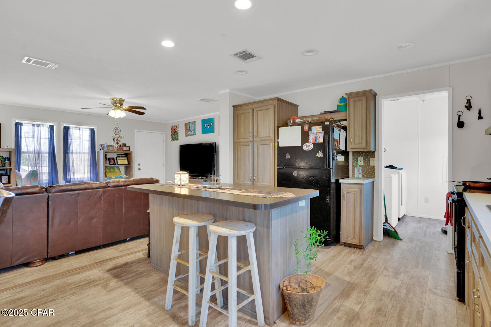 8101 Owl Lane