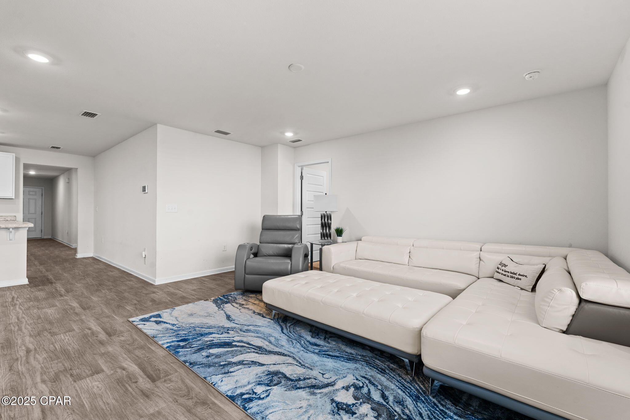 4073 Brighton Boulevard