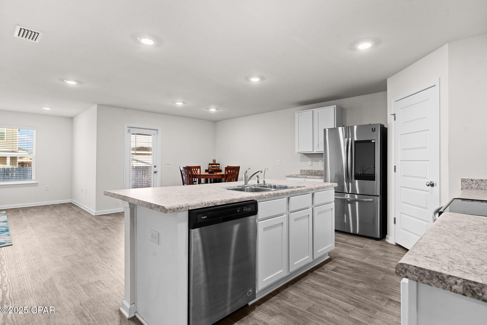 4073 Brighton Boulevard