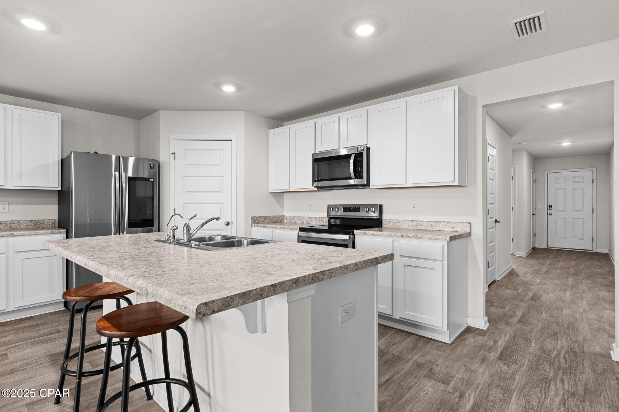 4073 Brighton Boulevard