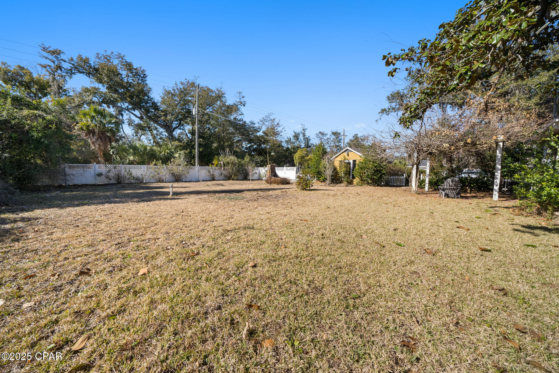 119 N Cove Boulevard