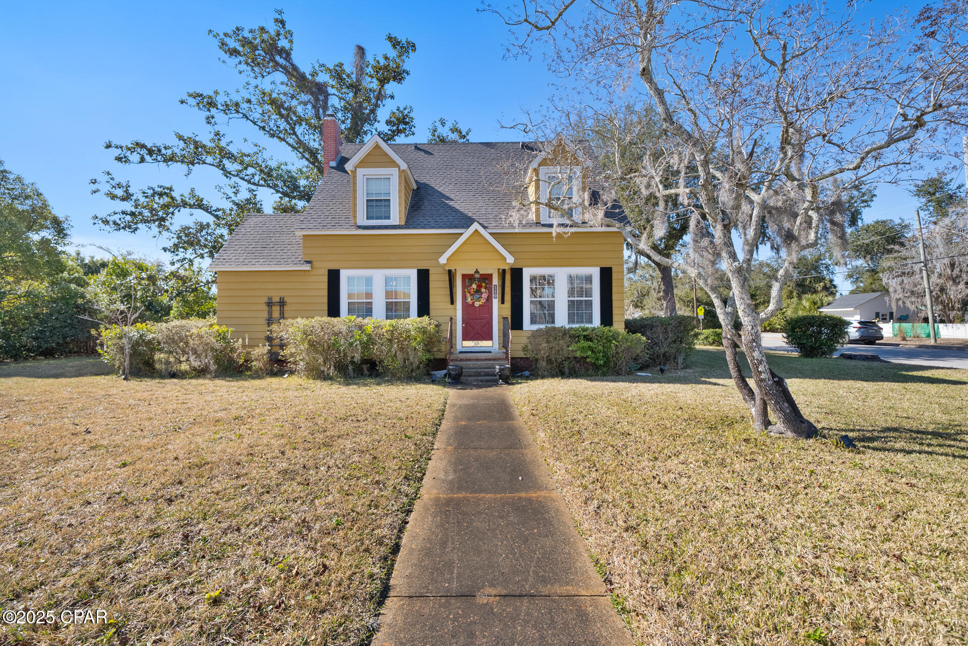 119 N Cove Boulevard