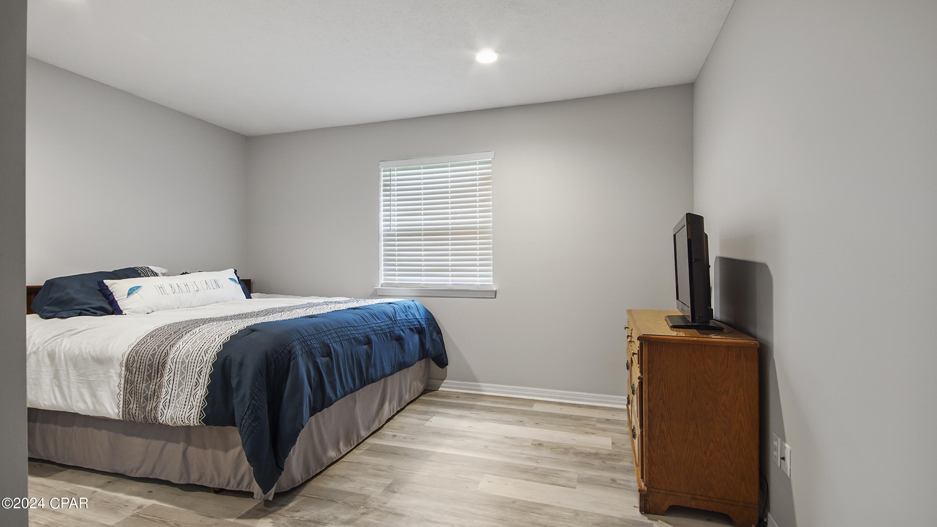 926 Lee Court