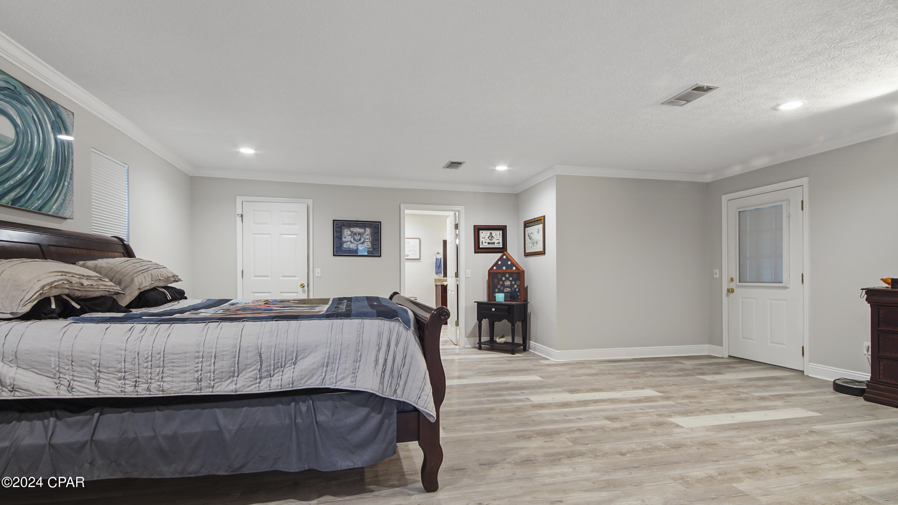 926 Lee Court