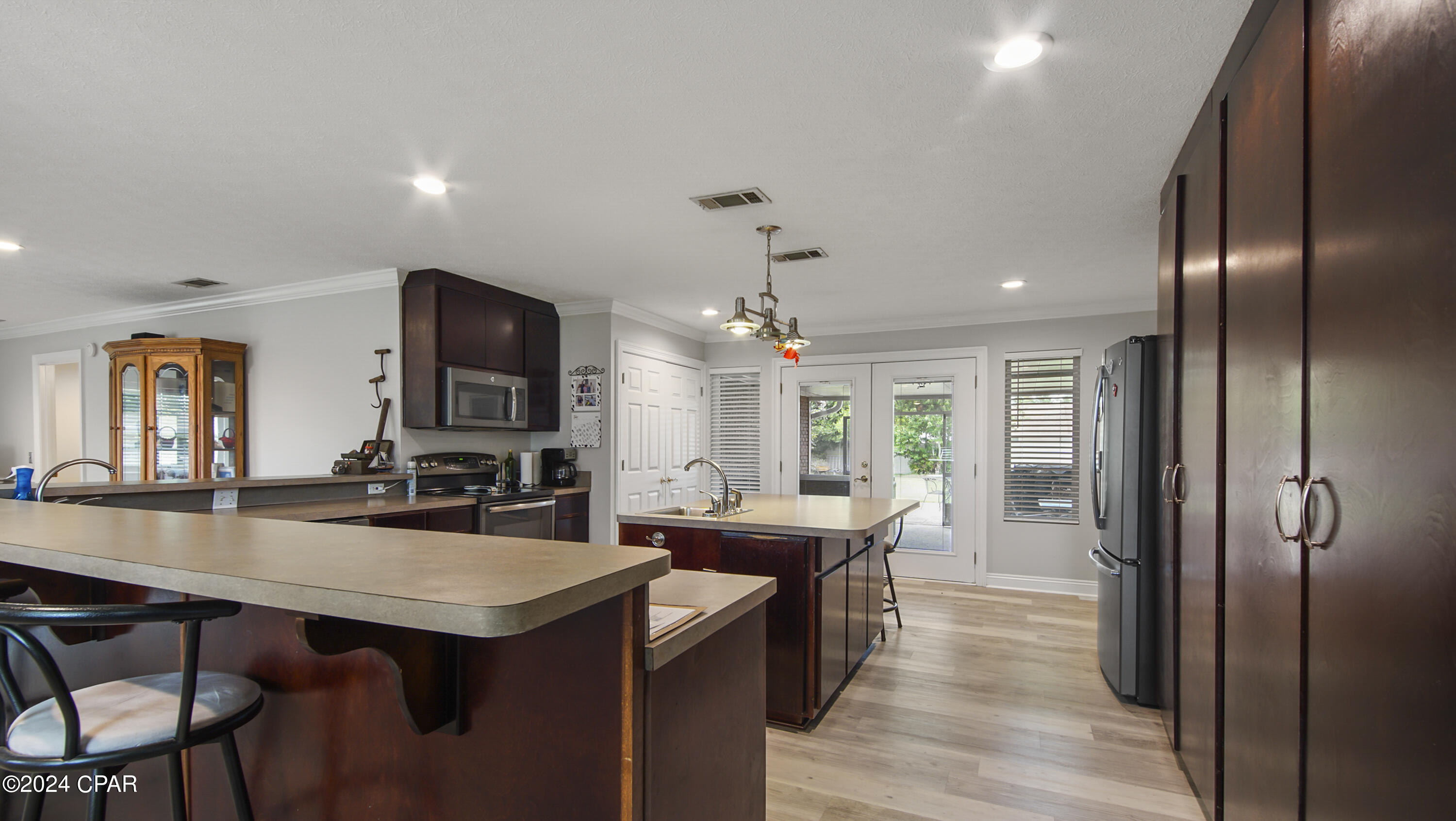926 Lee Court