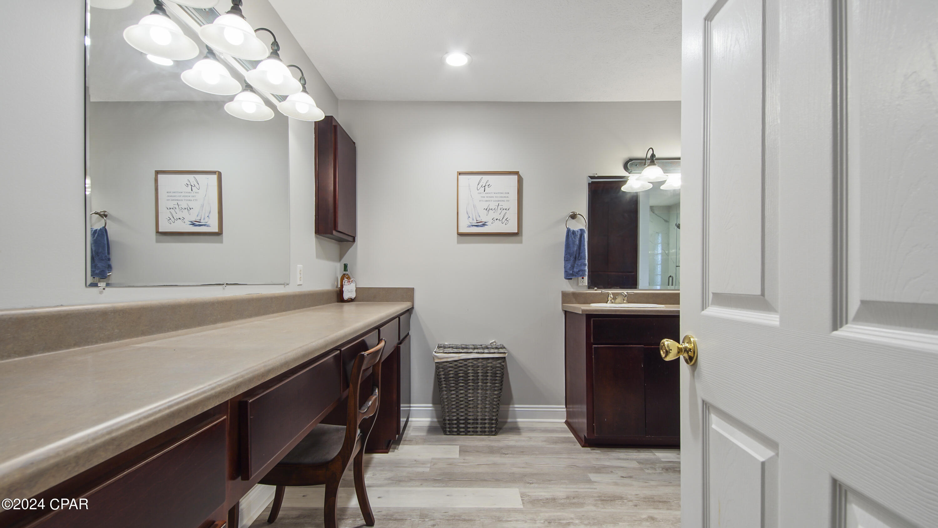 926 Lee Court