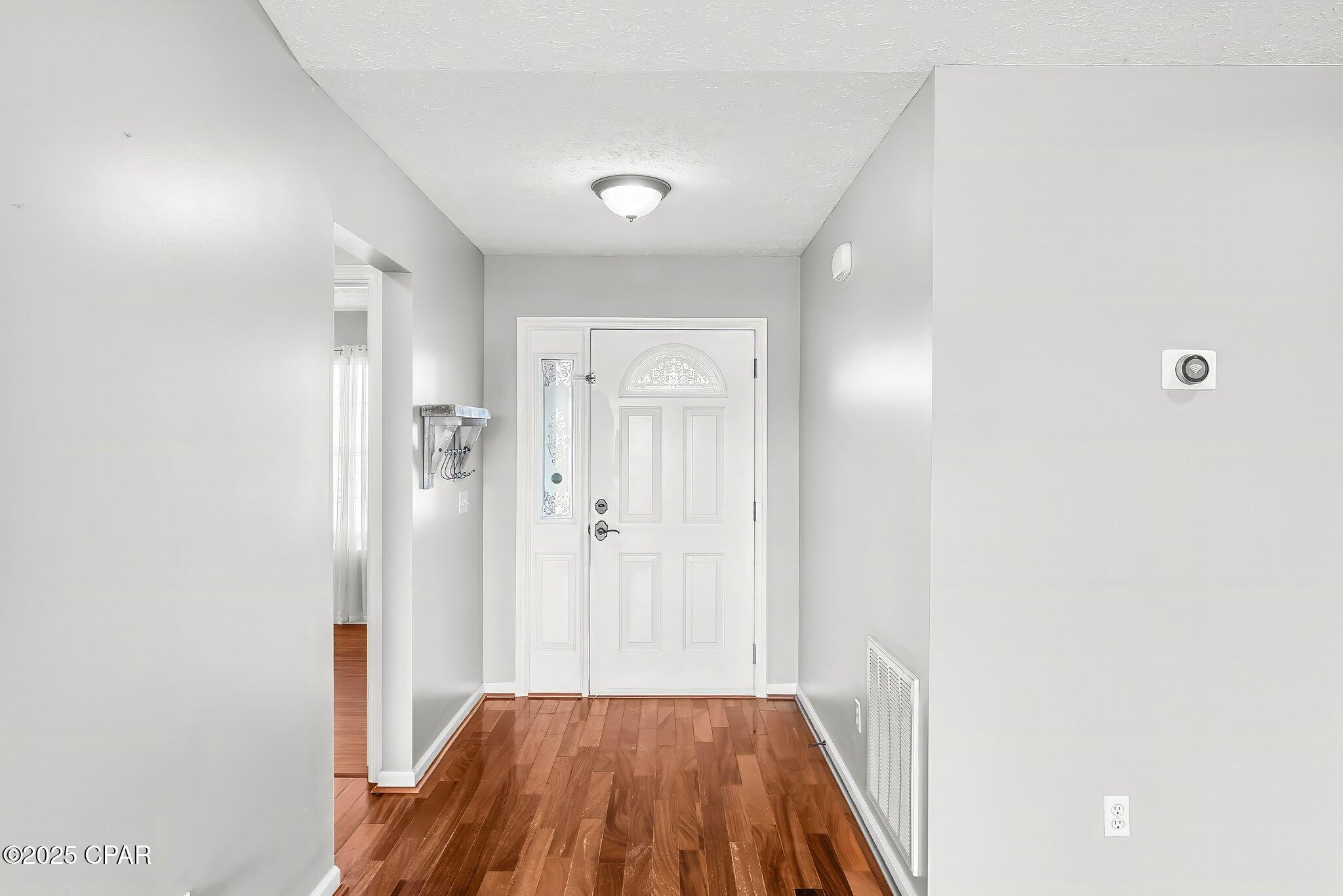 201 E 8th Street