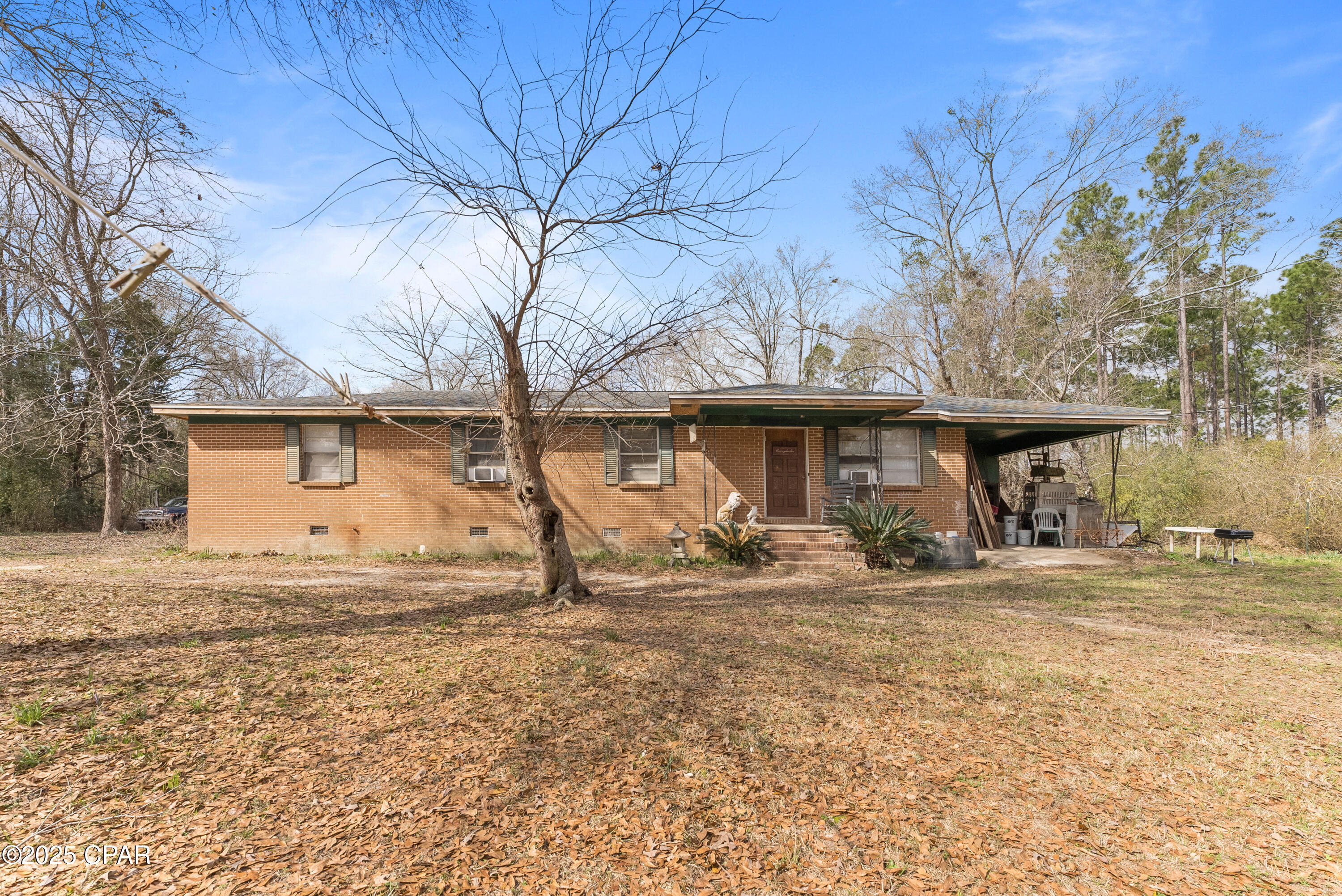 1850 N Holmes Creek Road