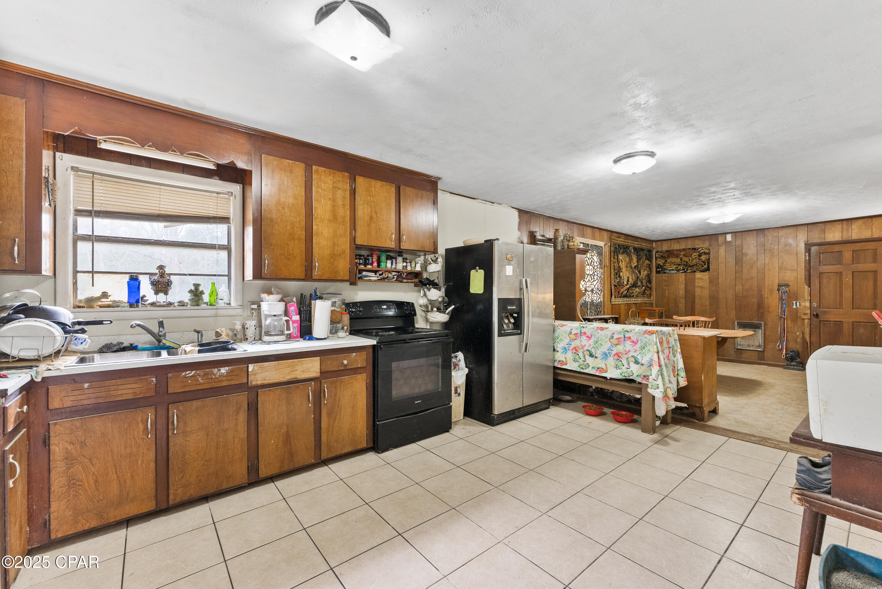 1850 N Holmes Creek Road