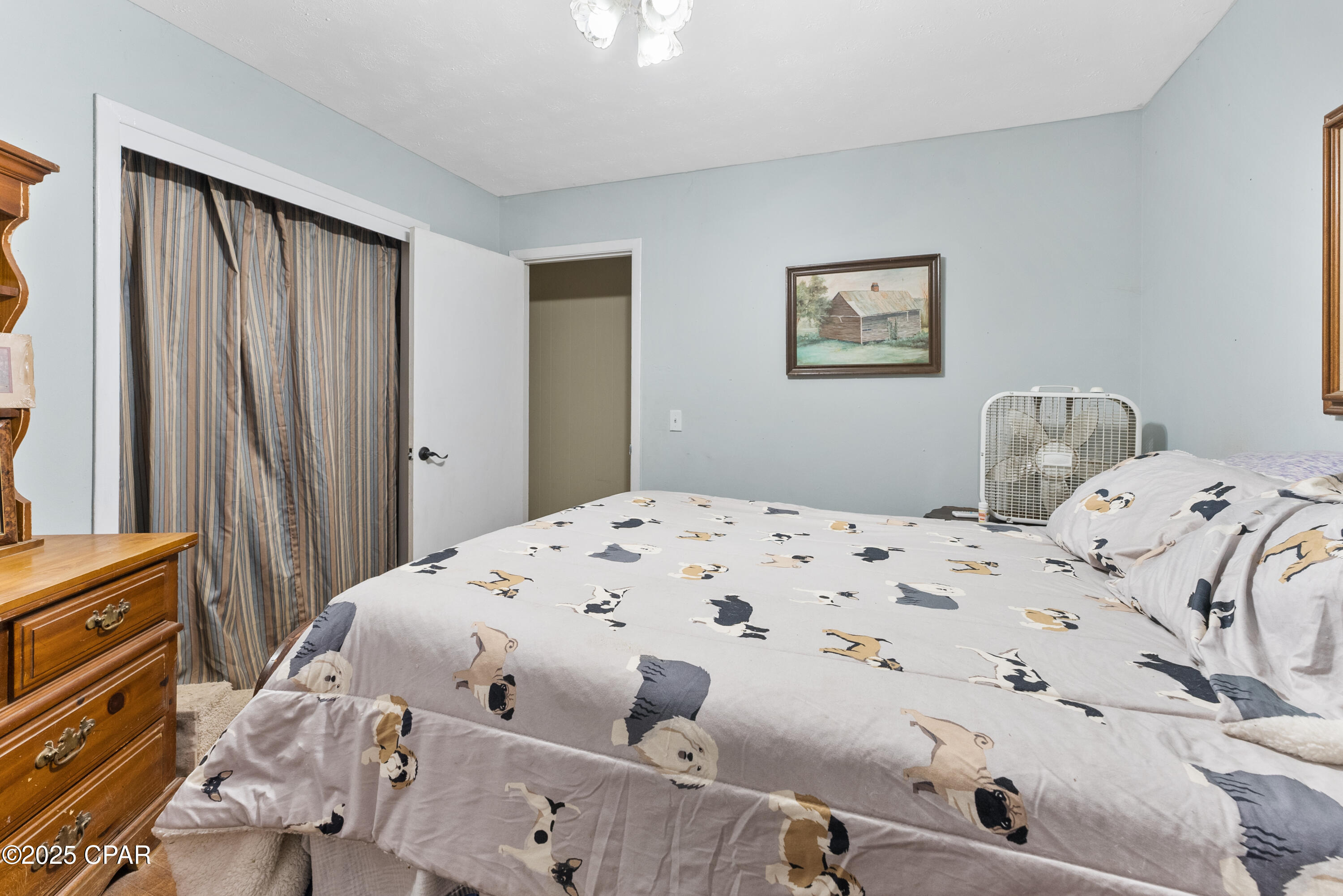 1850 N Holmes Creek Road