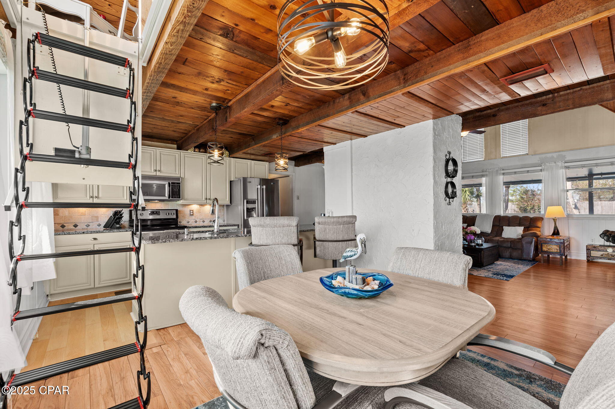 7331 Resota Lane