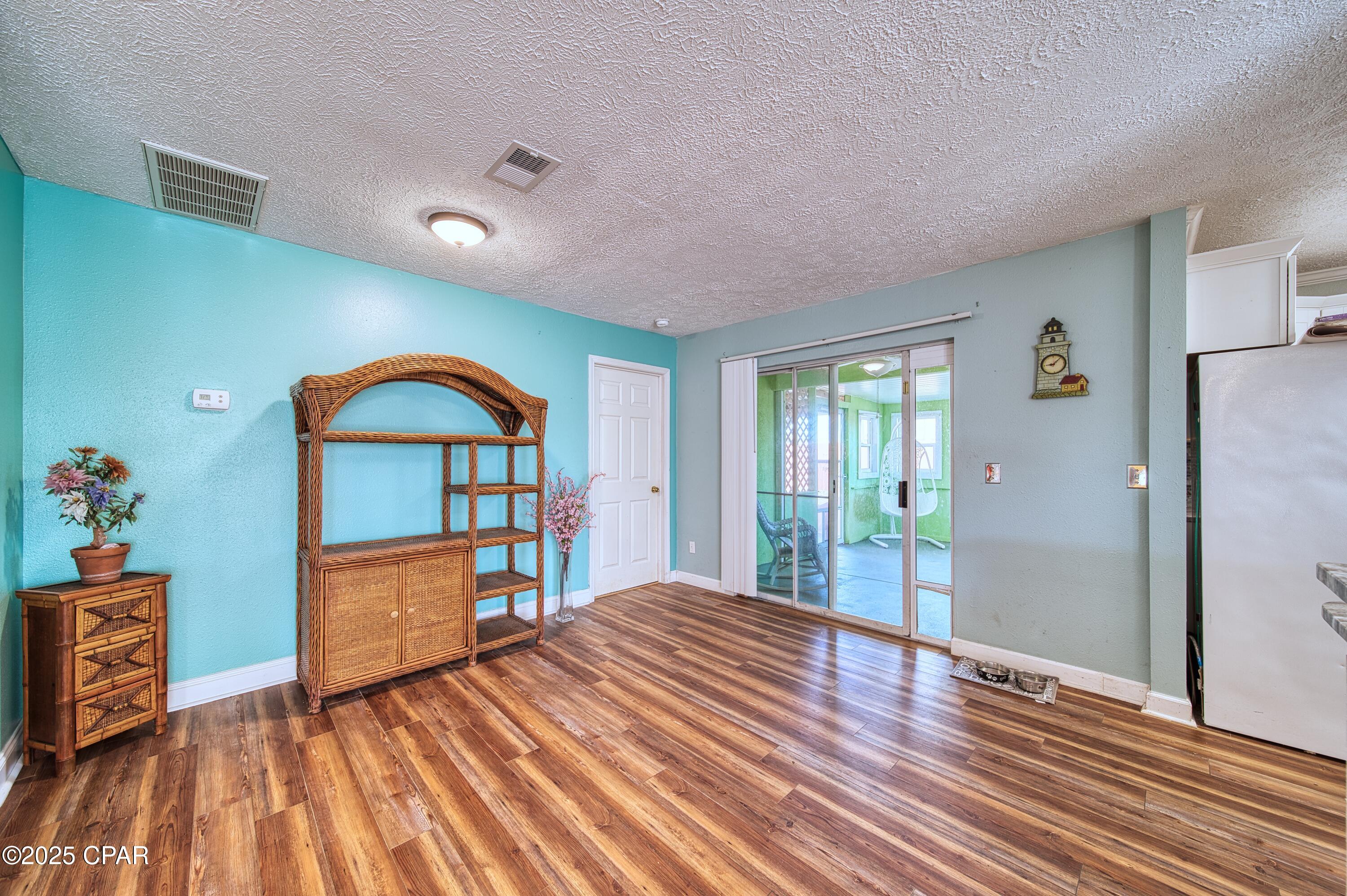 2803 Gwendolen Court