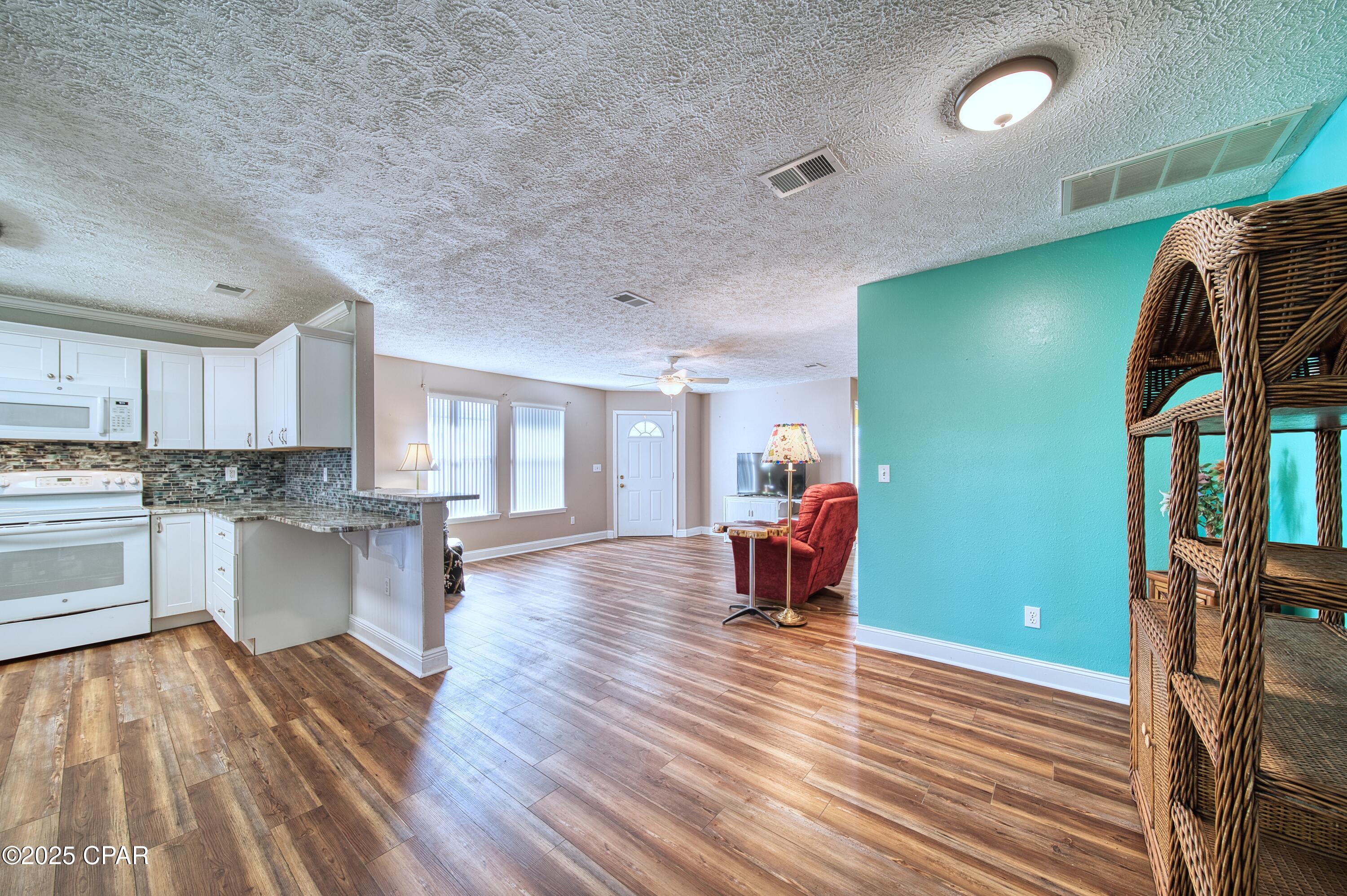 2803 Gwendolen Court