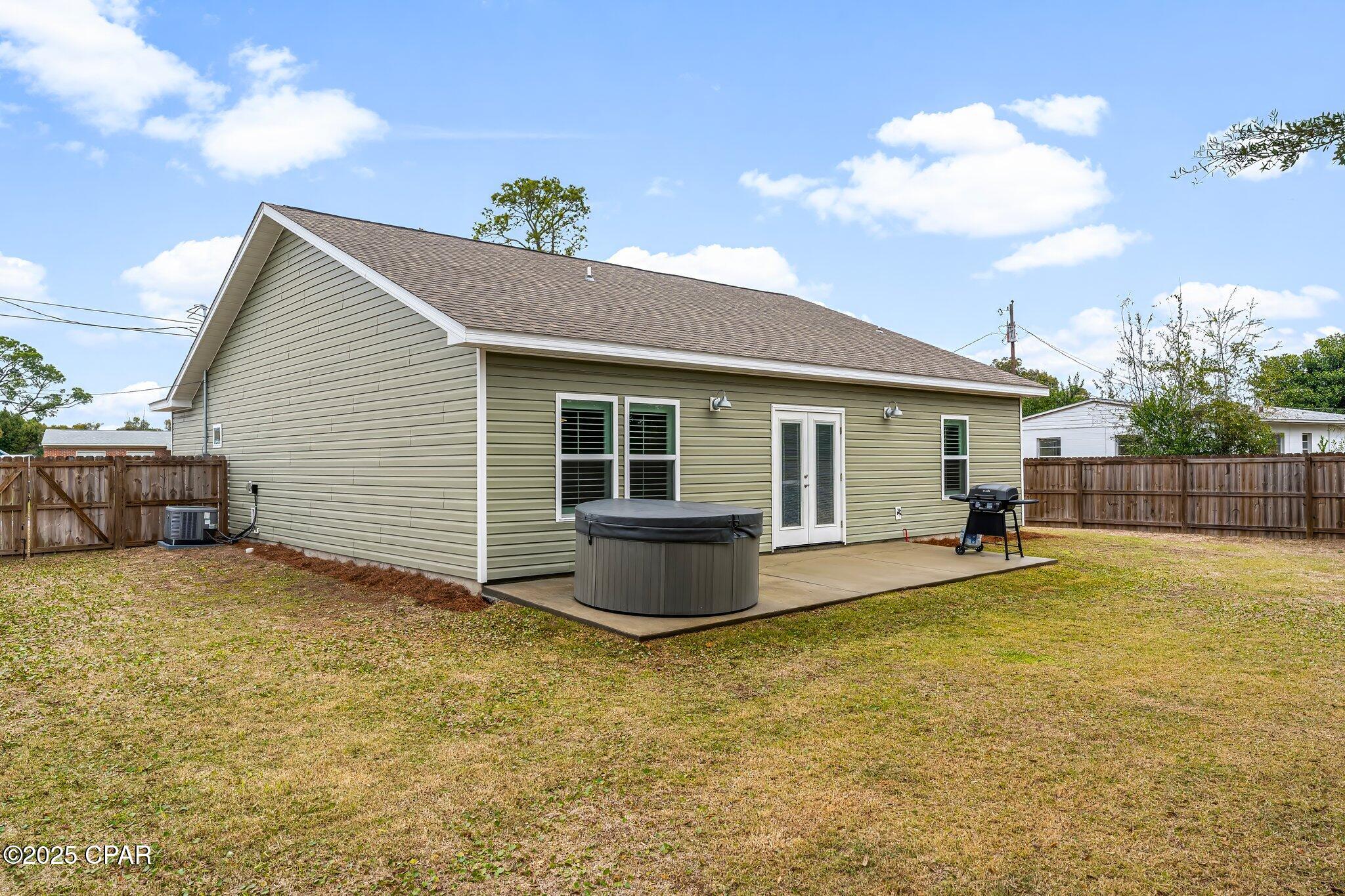 2202 Edgewood Drive
