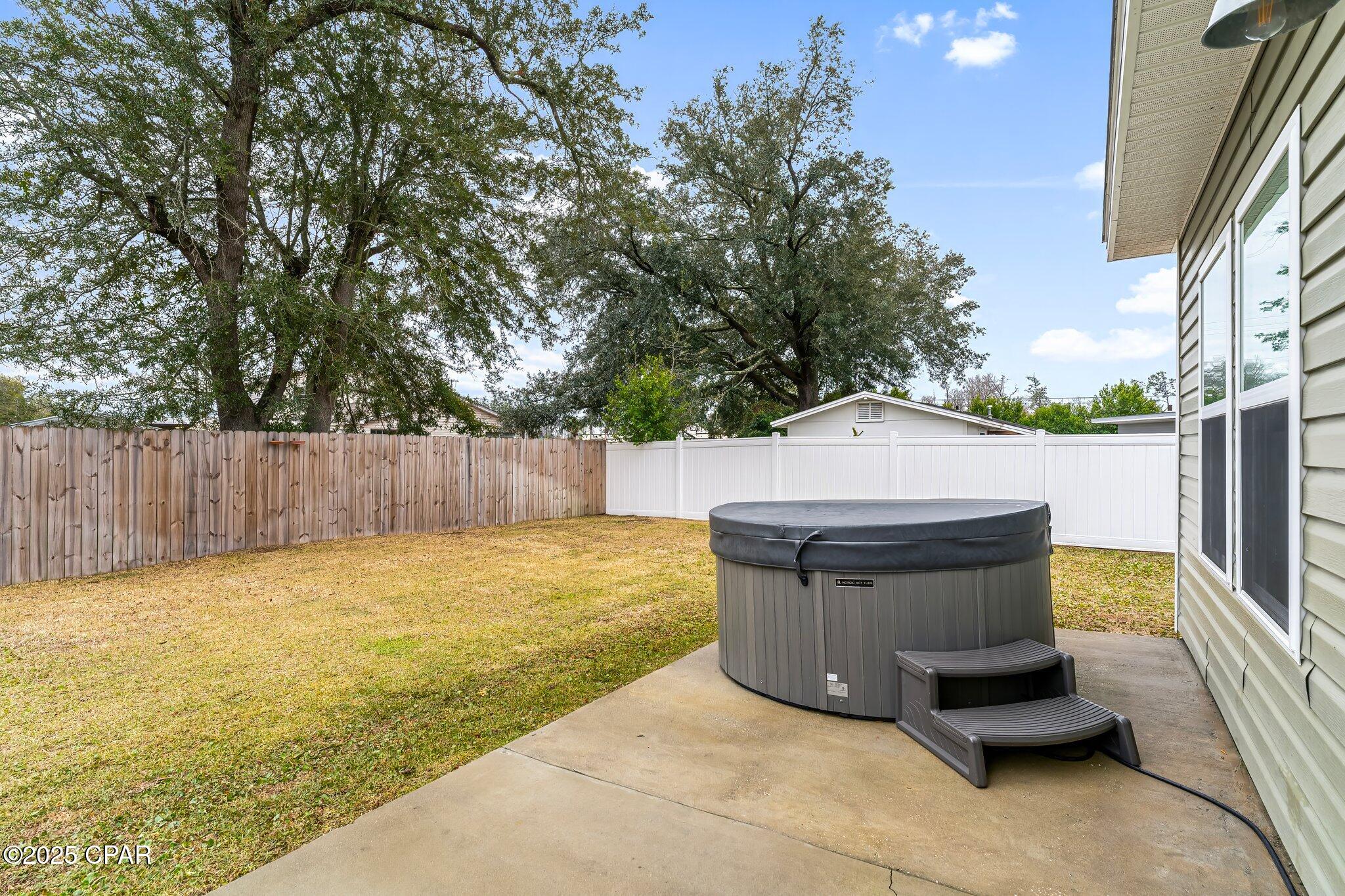 2202 Edgewood Drive