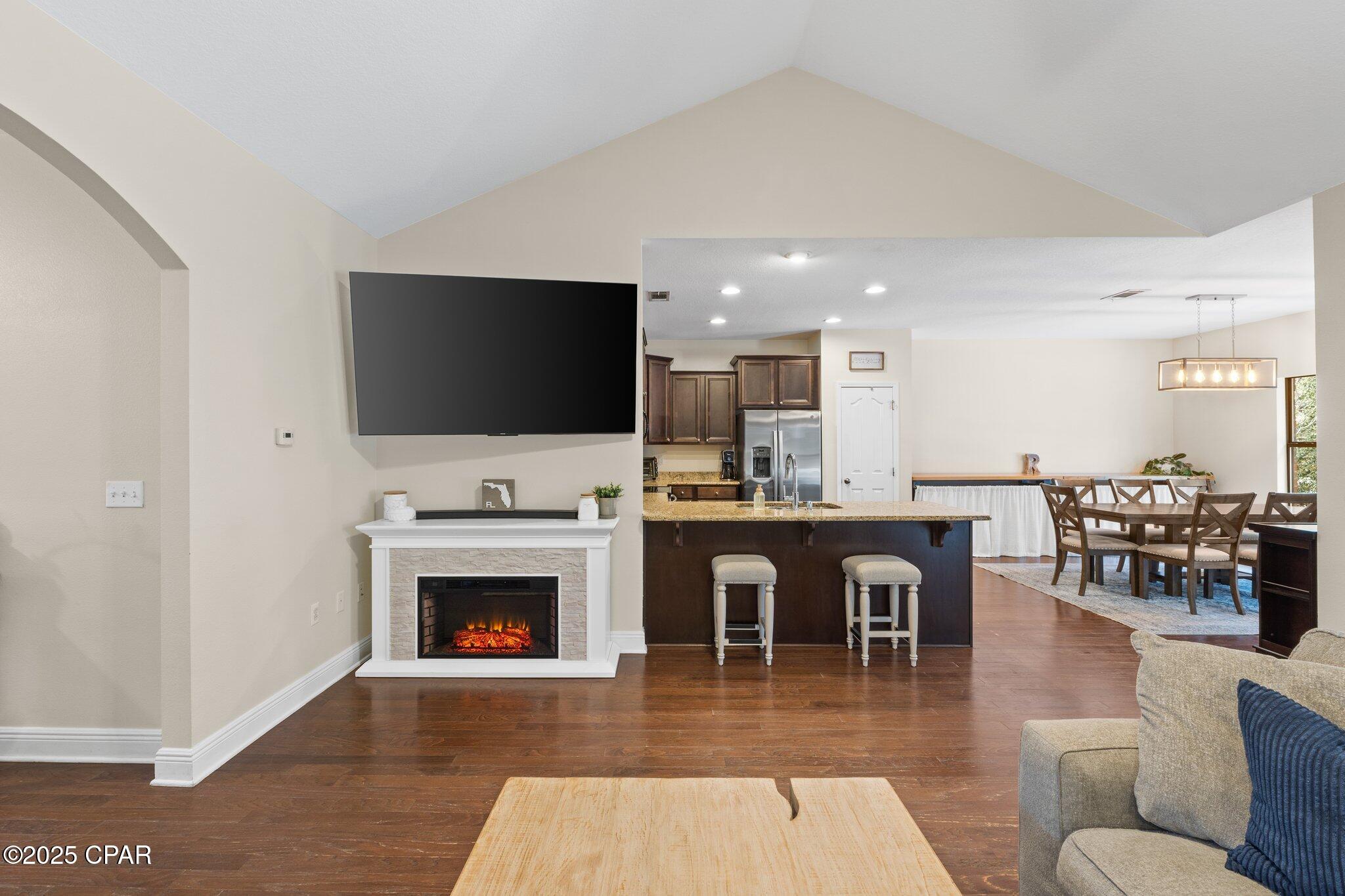 235 Bella Boulevard
