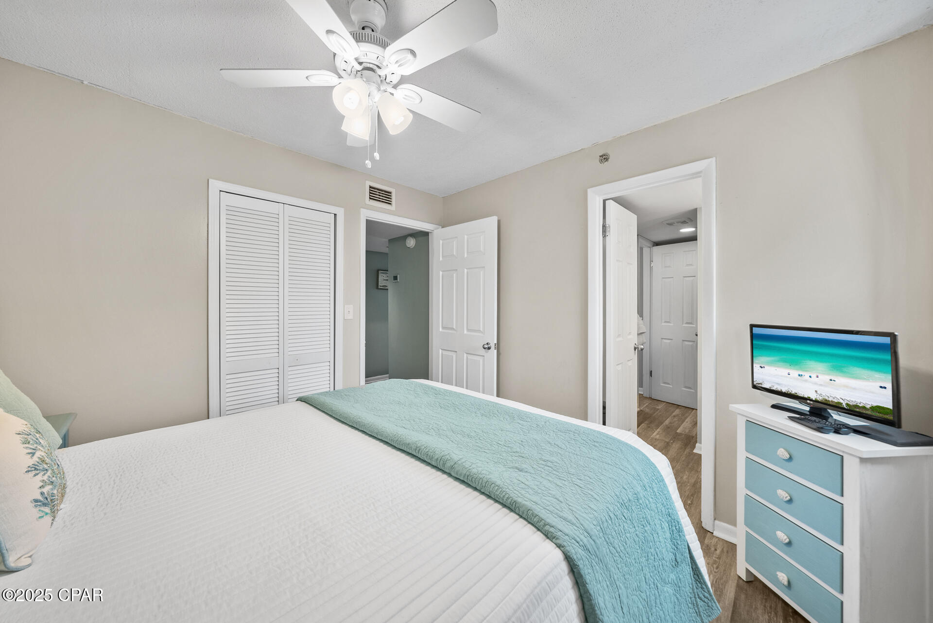 9850 S Thomas Drive 1212E