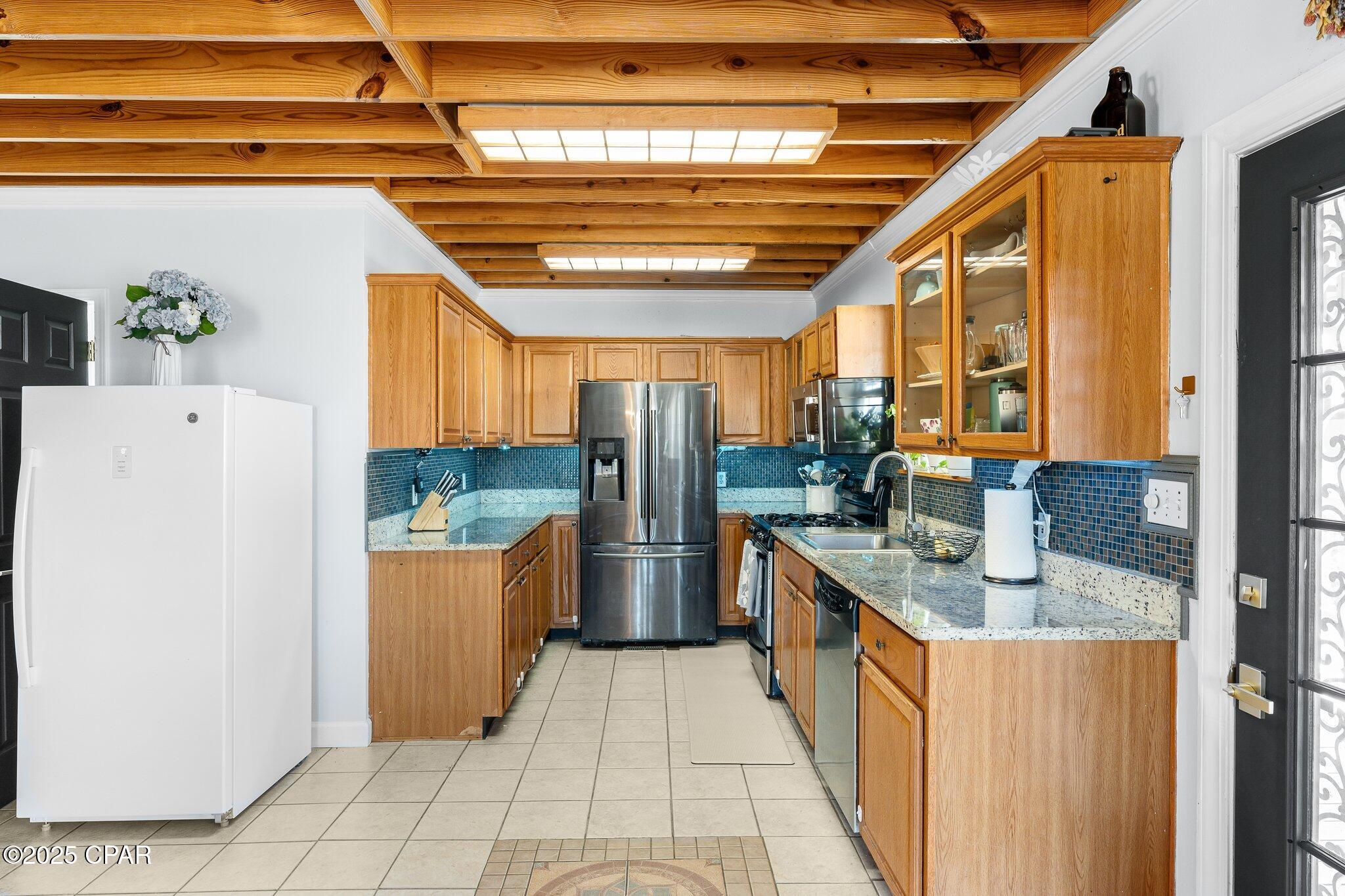 4427 Leisure Lakes Drive