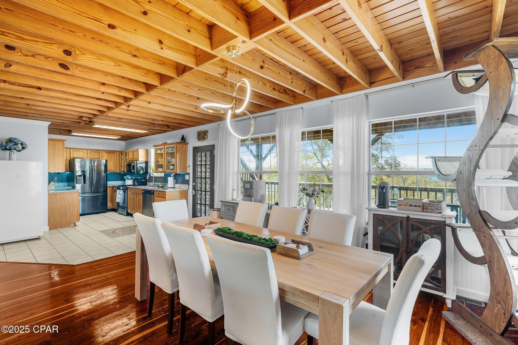 4427 Leisure Lakes Drive