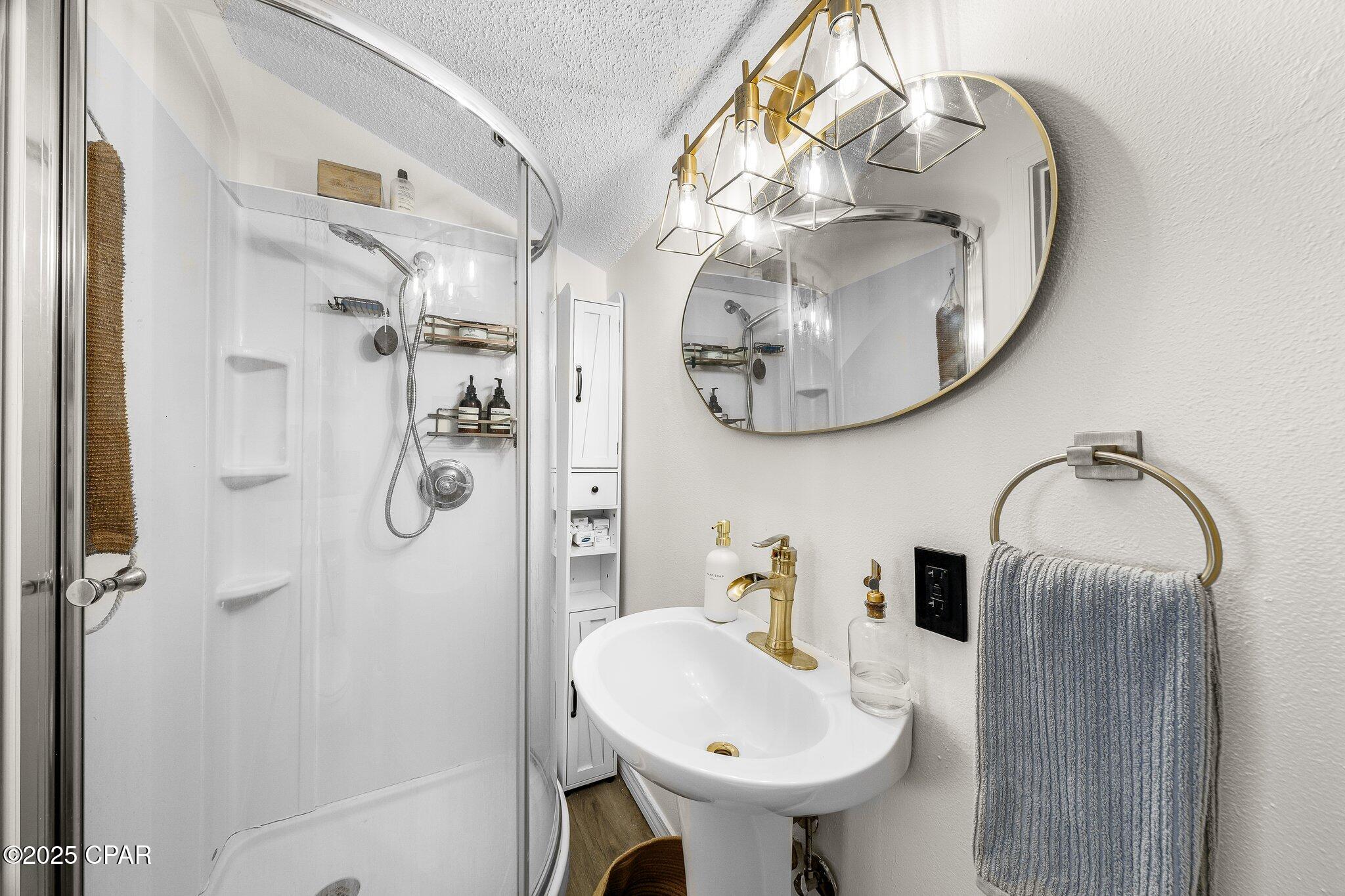 4427 Leisure Lakes Drive