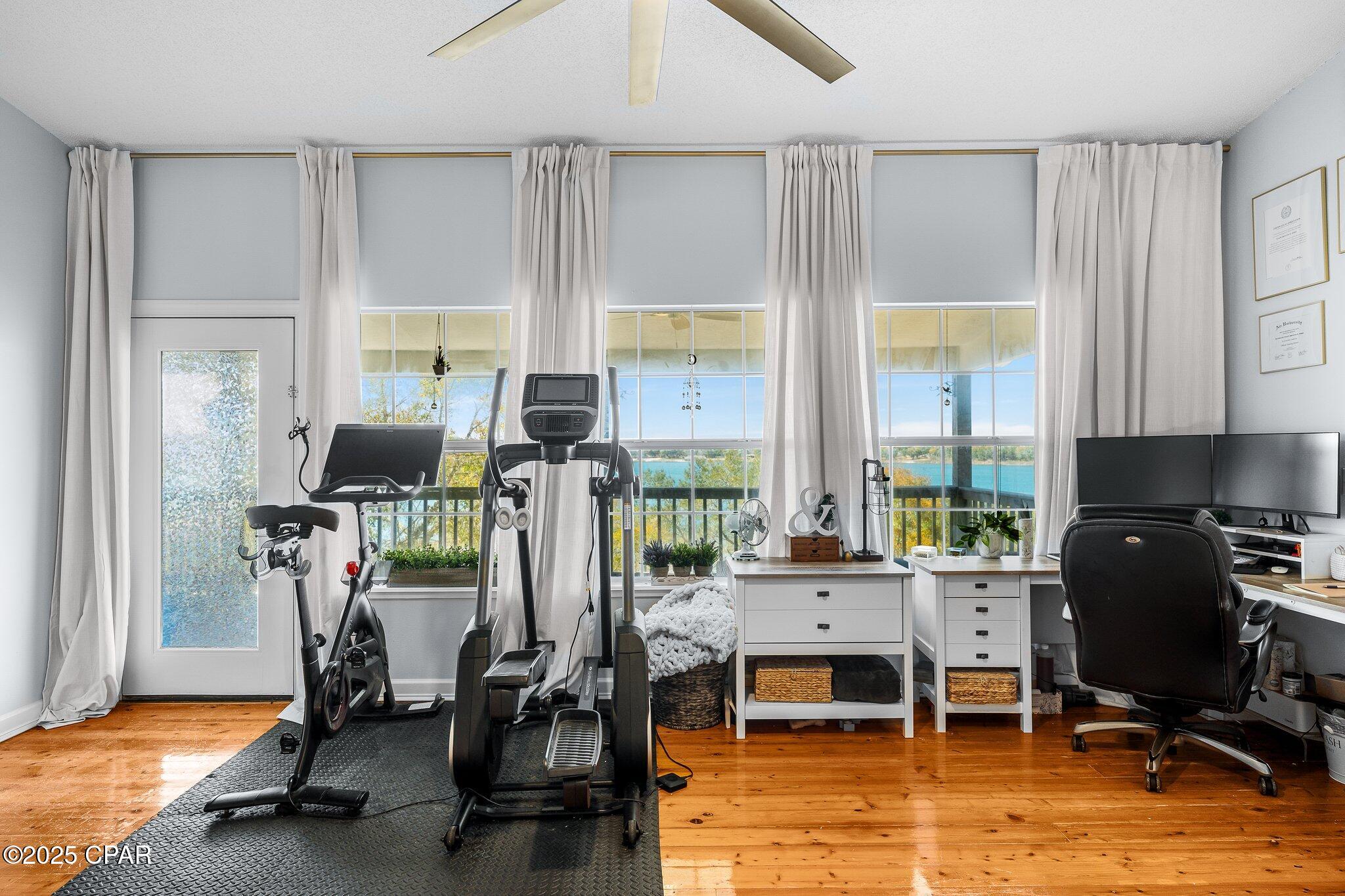 4427 Leisure Lakes Drive