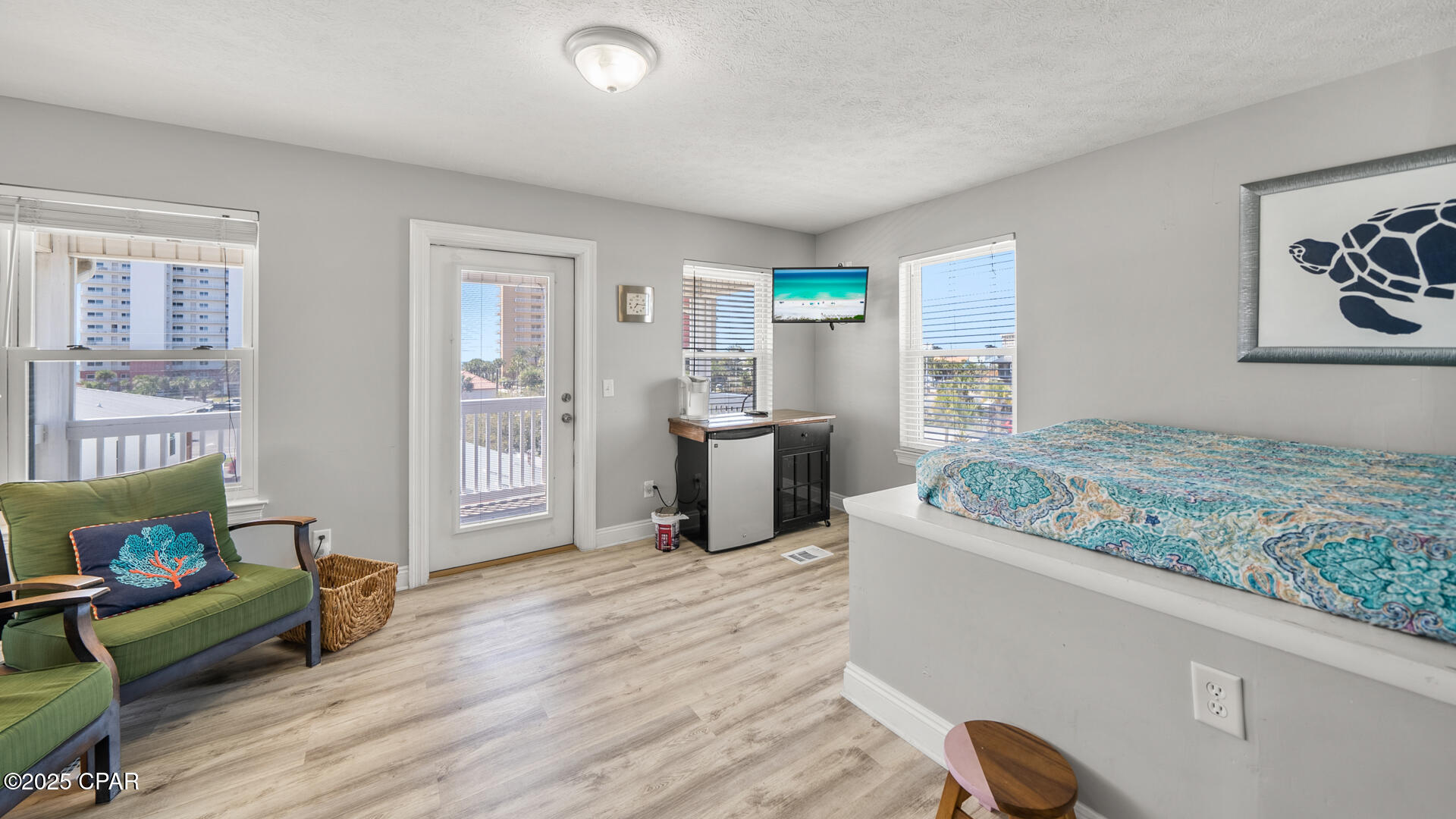 6609 Beach Drive