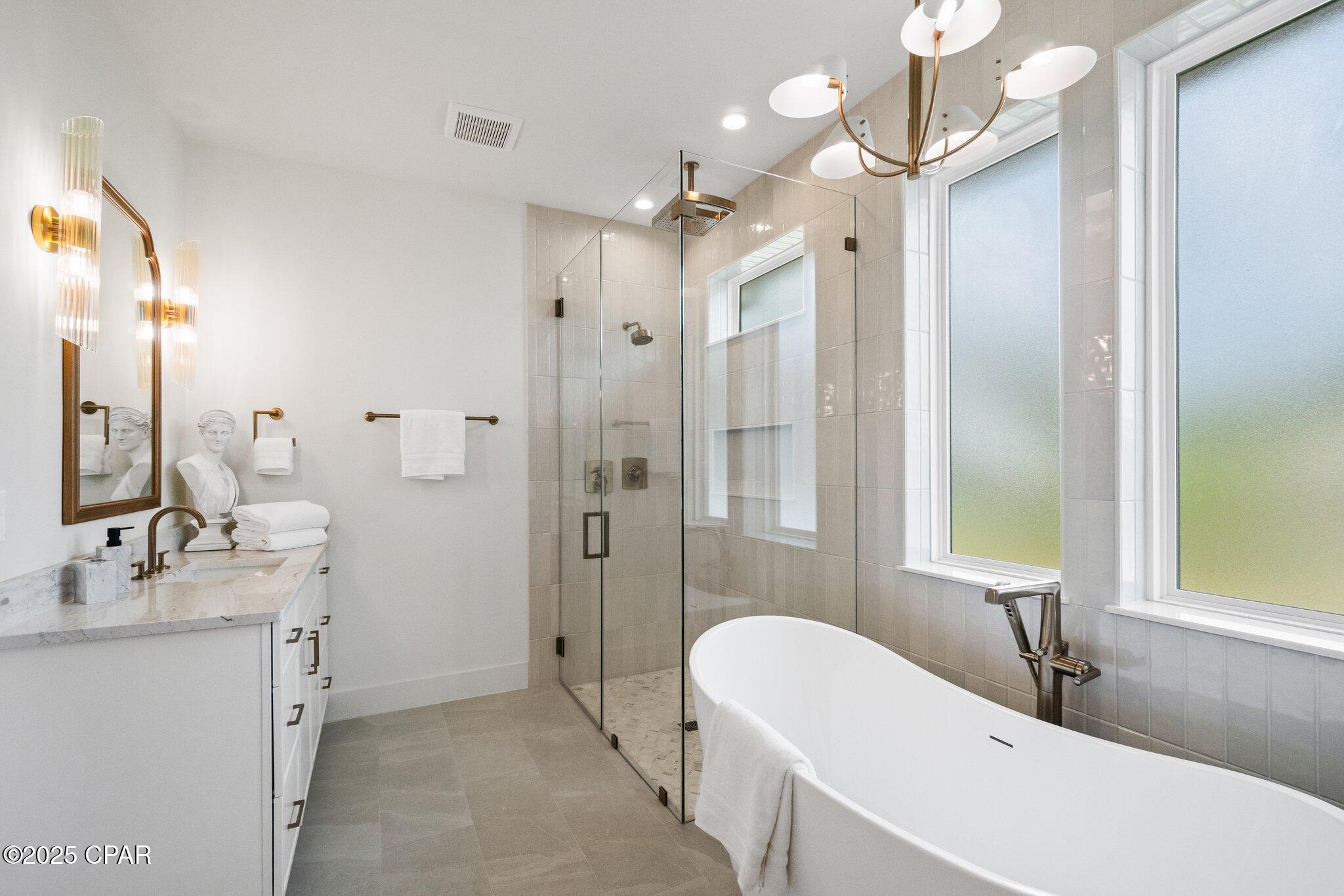 1709 White Western Lake Lane