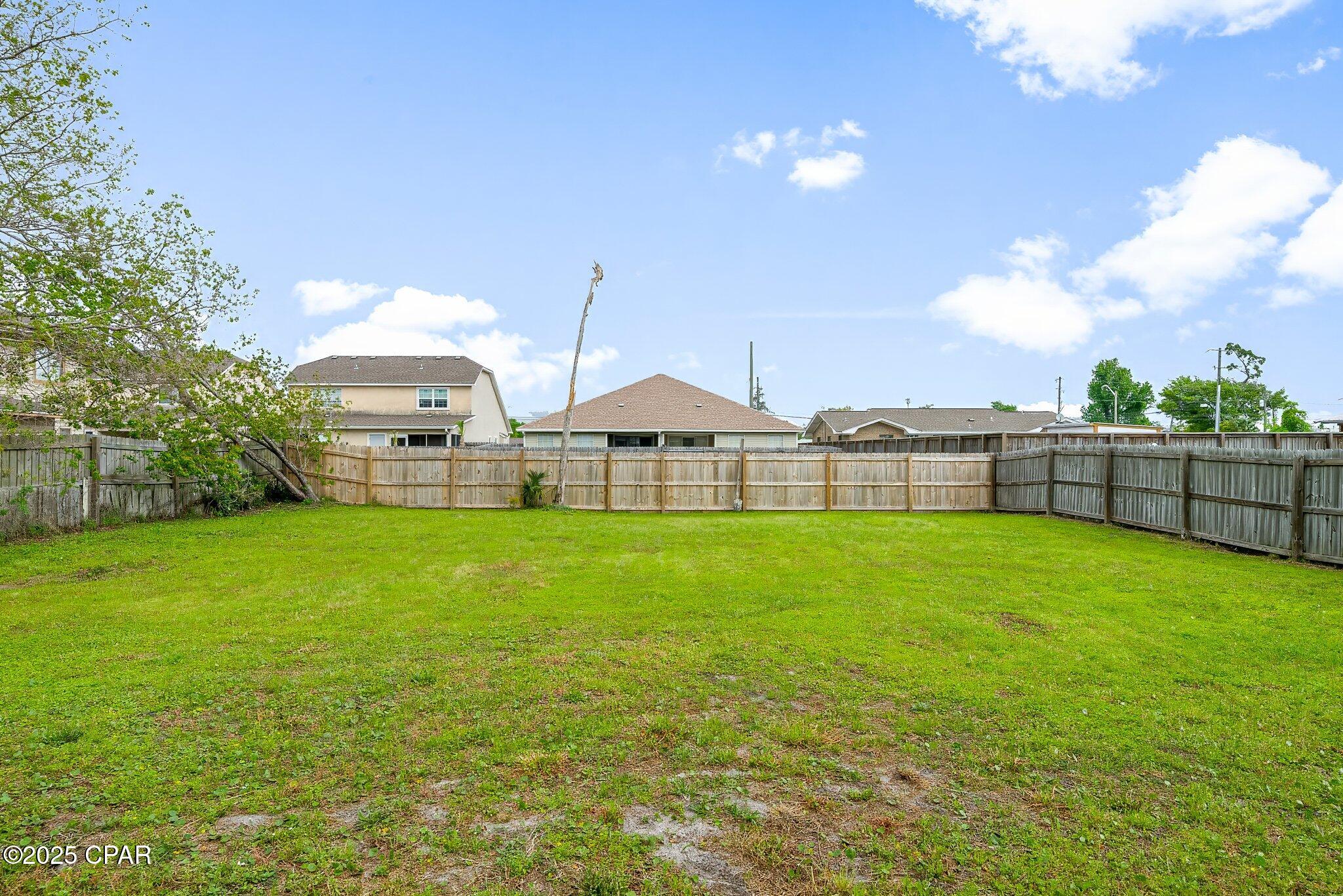 306 Lynnwood Lane