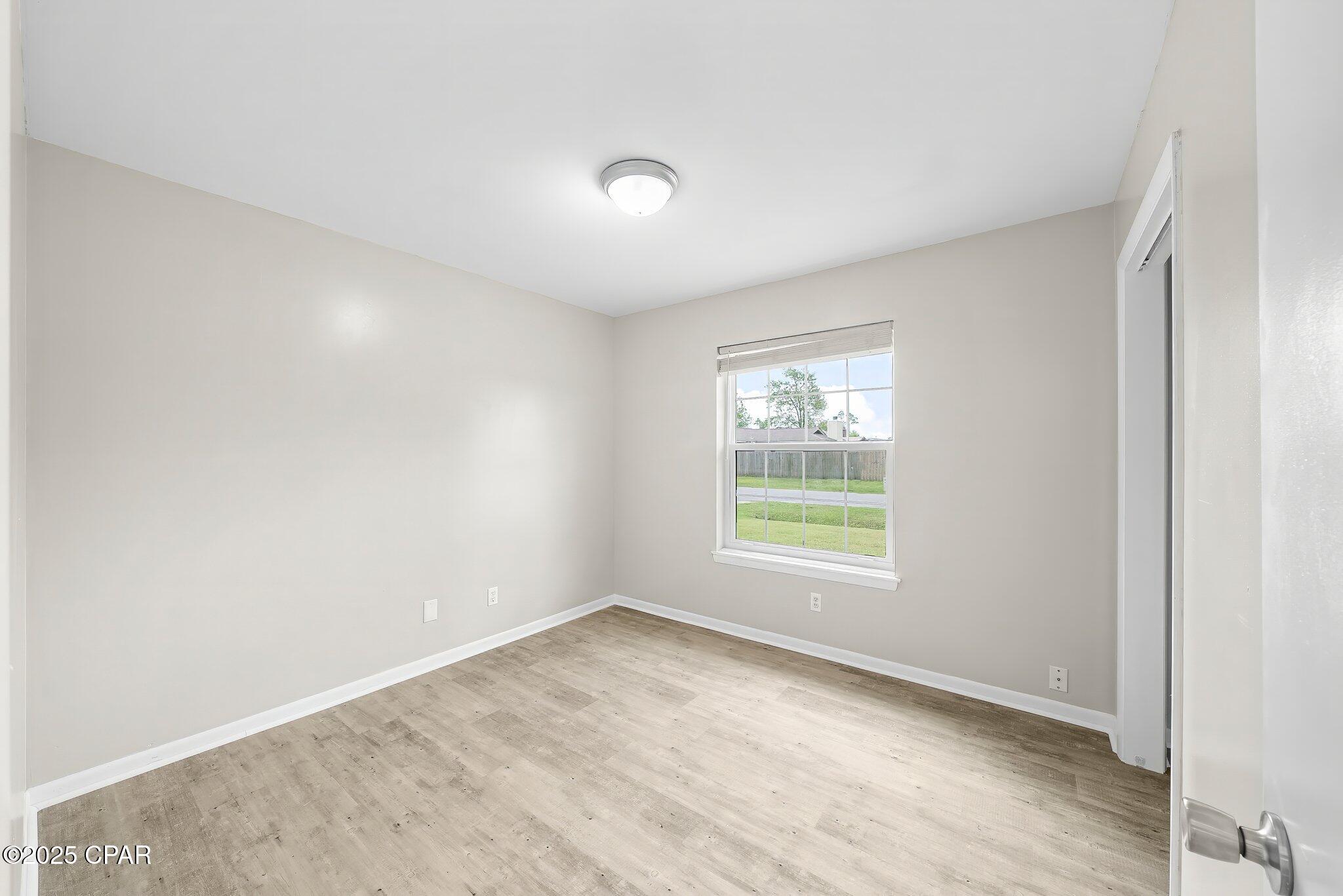 306 Lynnwood Lane