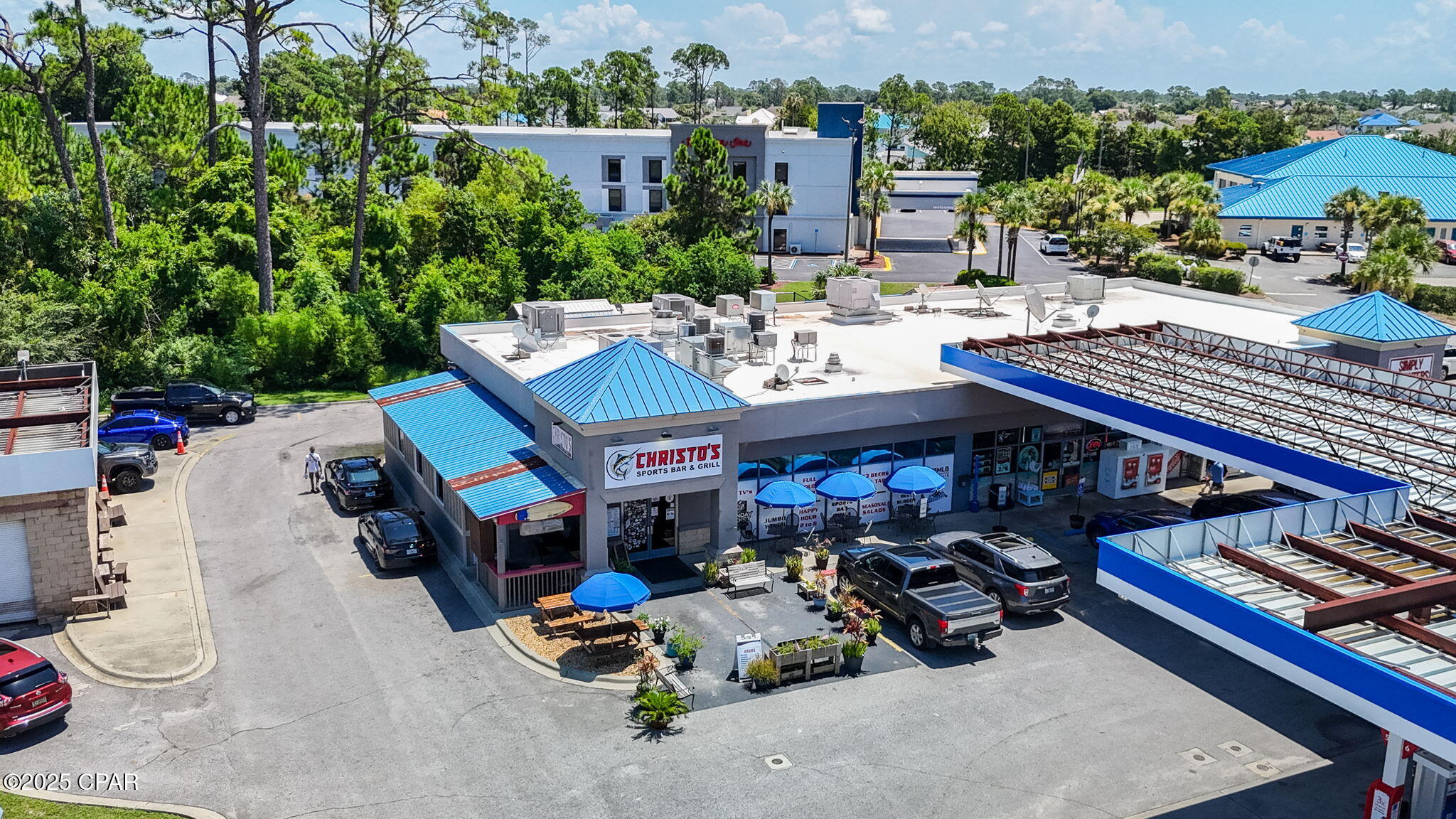 936 Lighthouse Lagoon Court