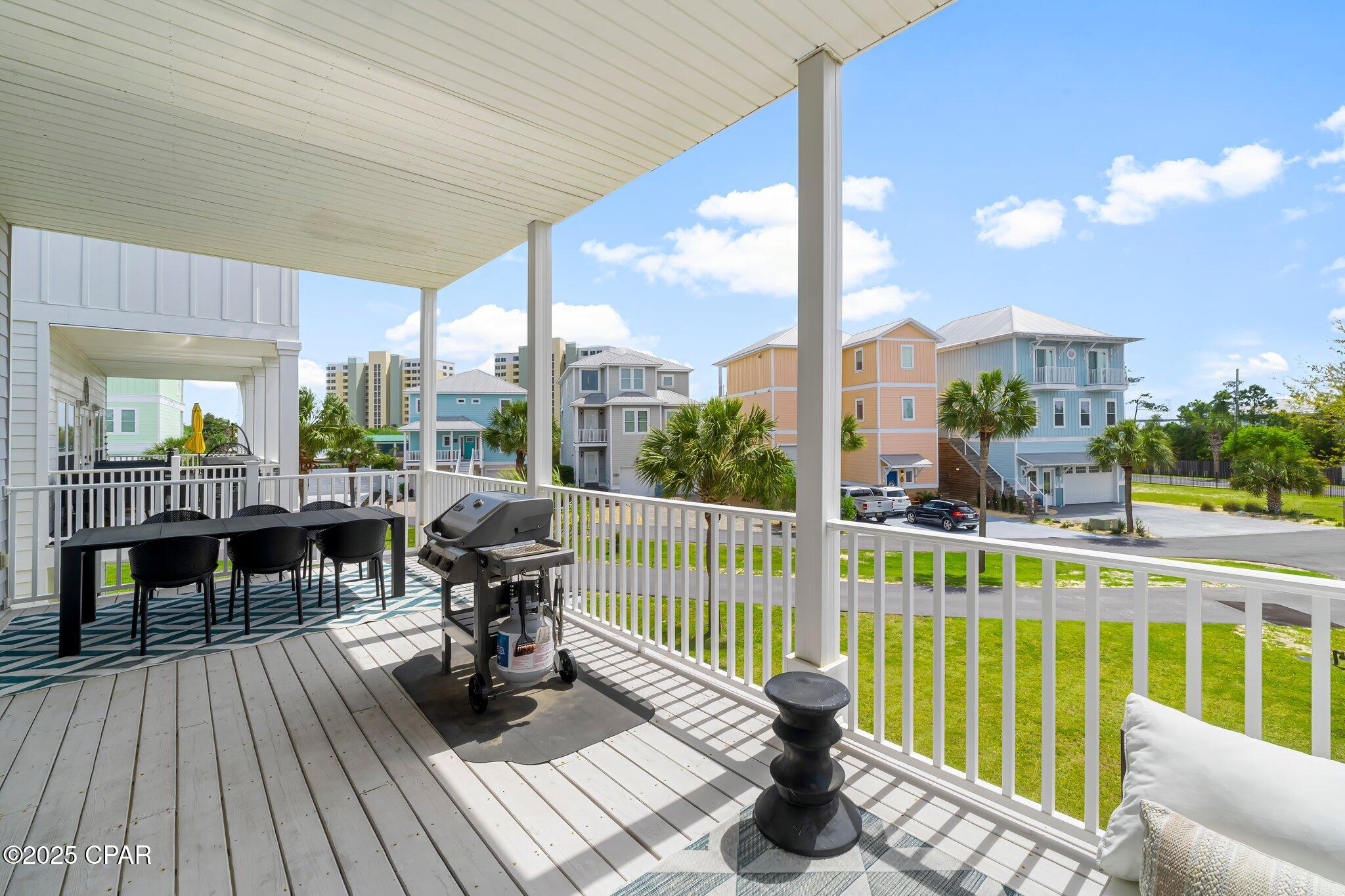 936 Lighthouse Lagoon Court