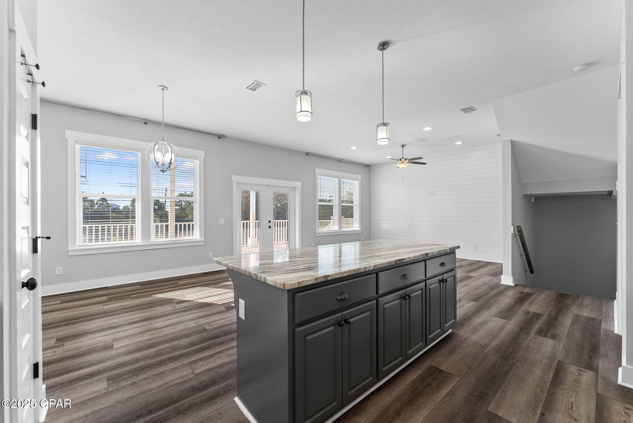 936 Lighthouse Lagoon Court