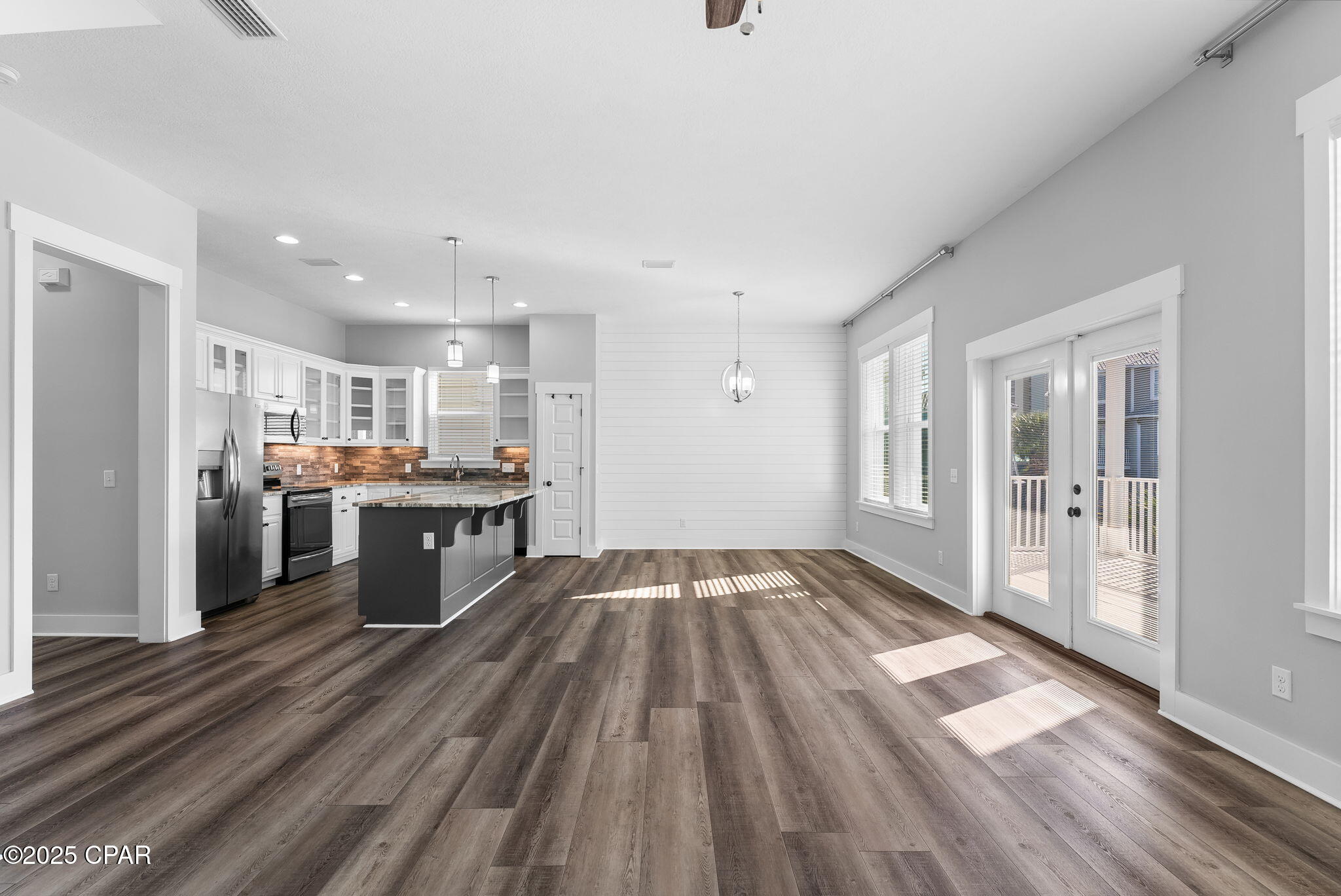 936 Lighthouse Lagoon Court