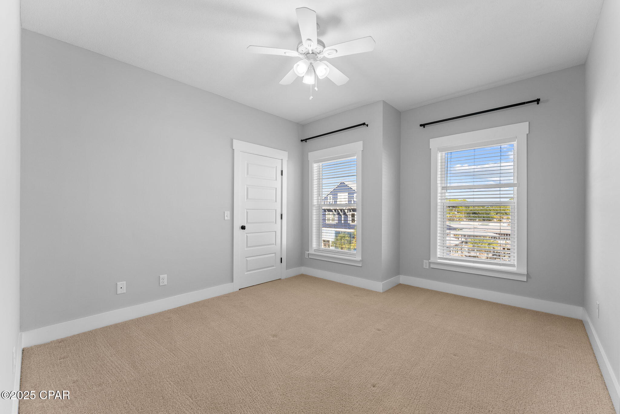 936 Lighthouse Lagoon Court