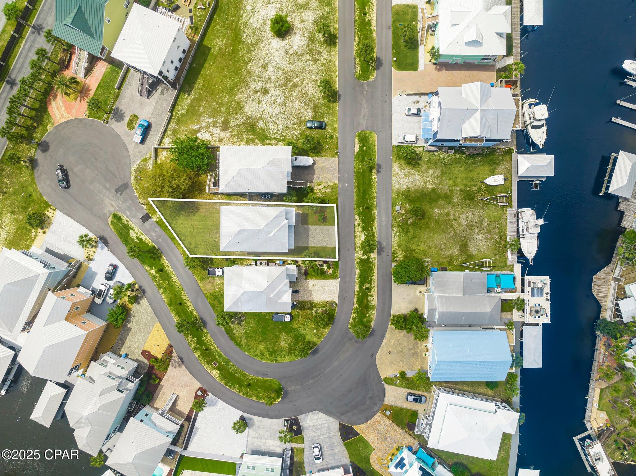 936 Lighthouse Lagoon Court