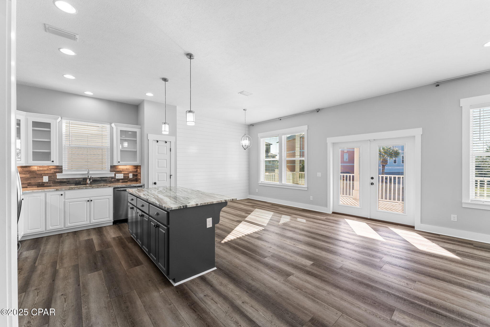 936 Lighthouse Lagoon Court