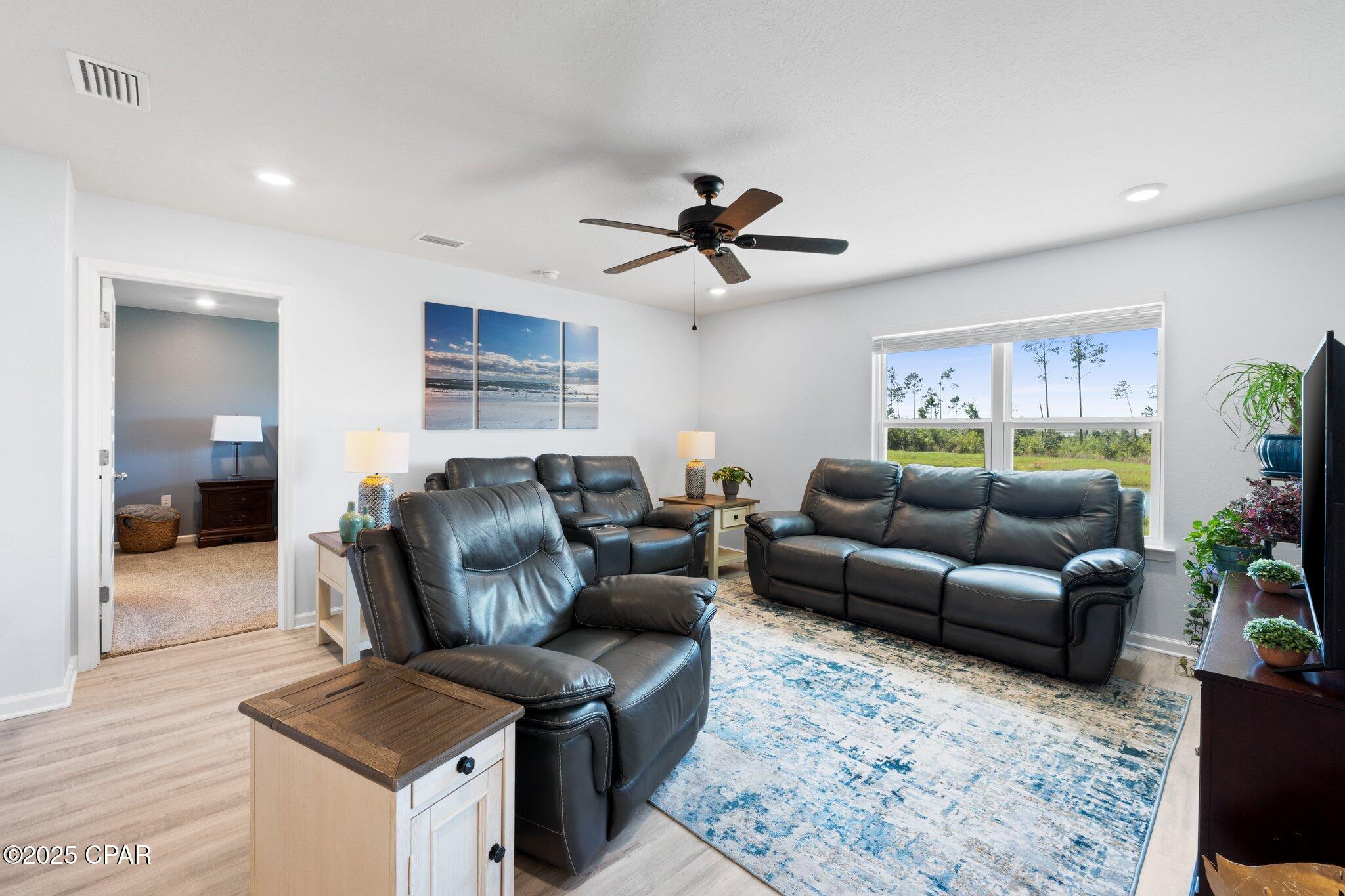 6585 Slabinski Lane