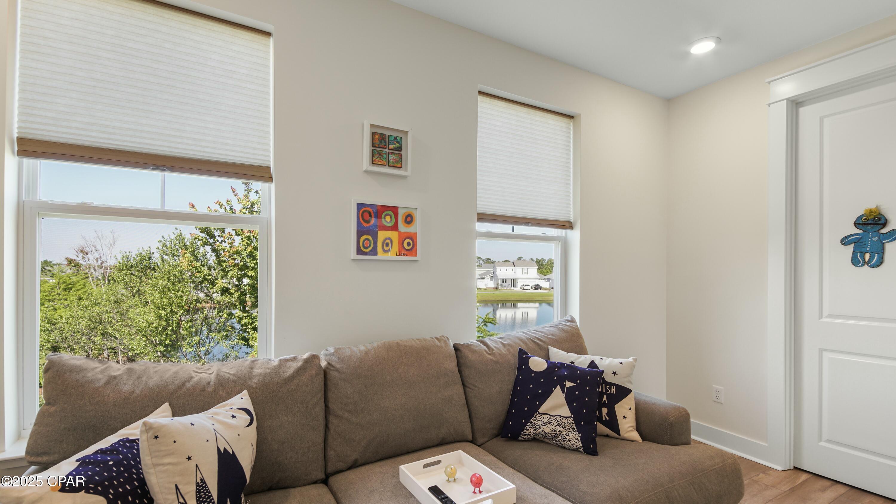 1424 Blackbird Court