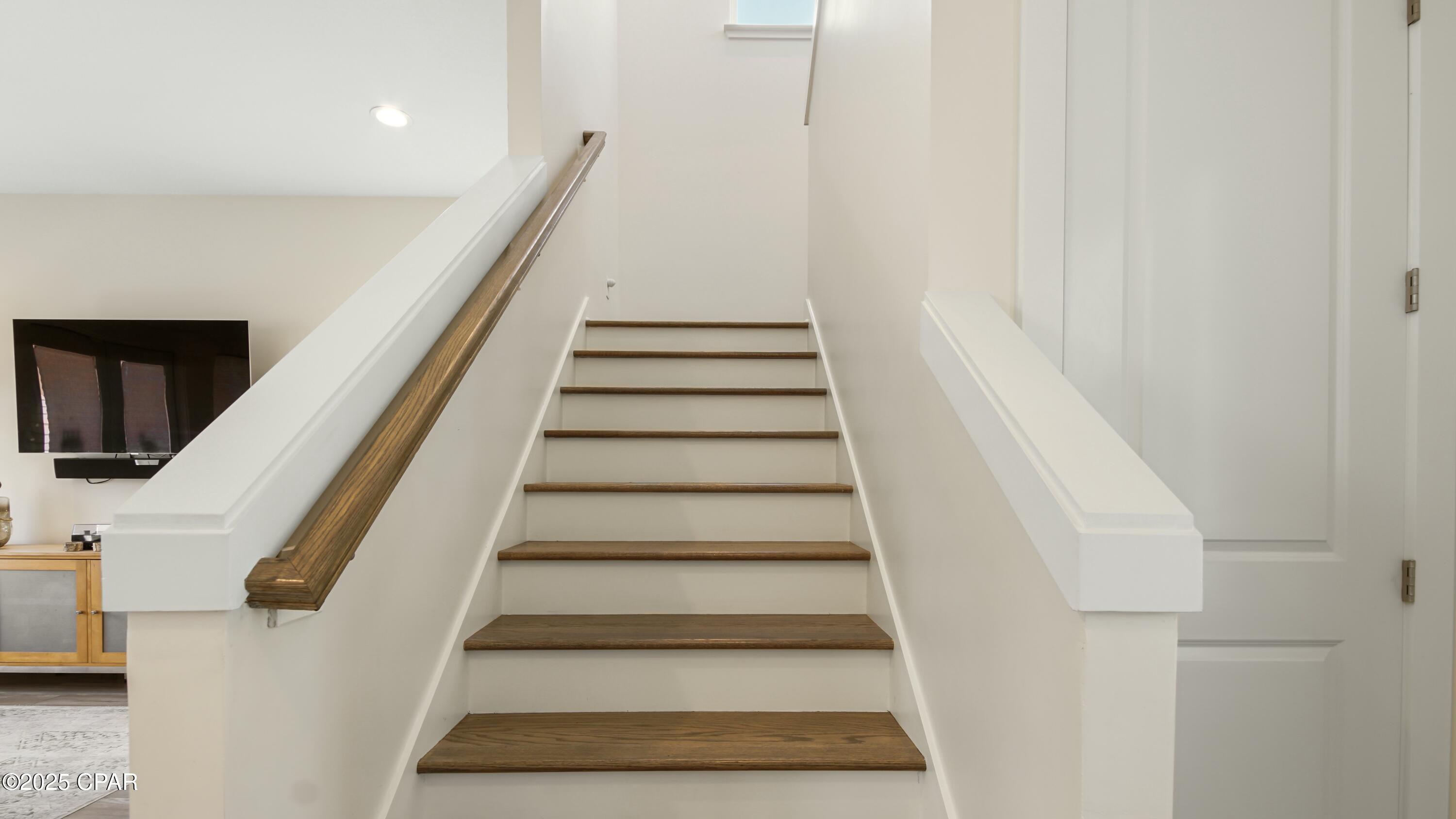 1424 Blackbird Court