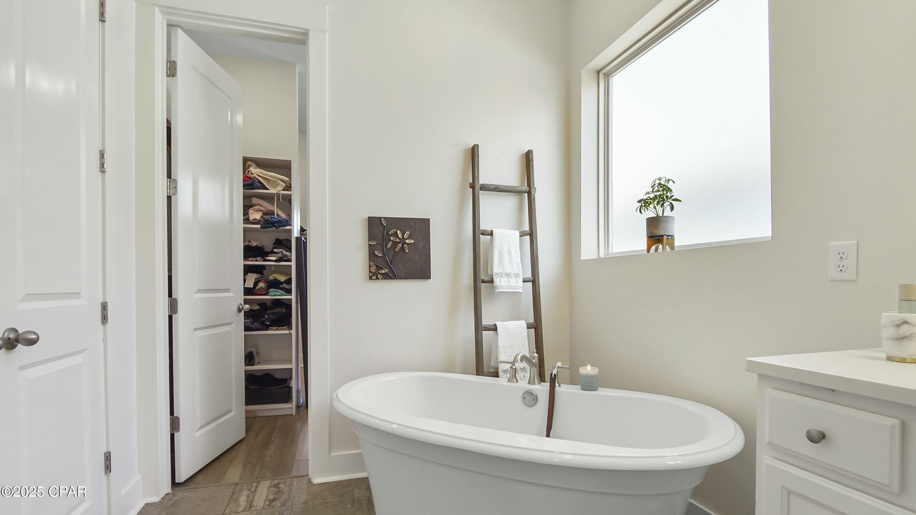 1424 Blackbird Court