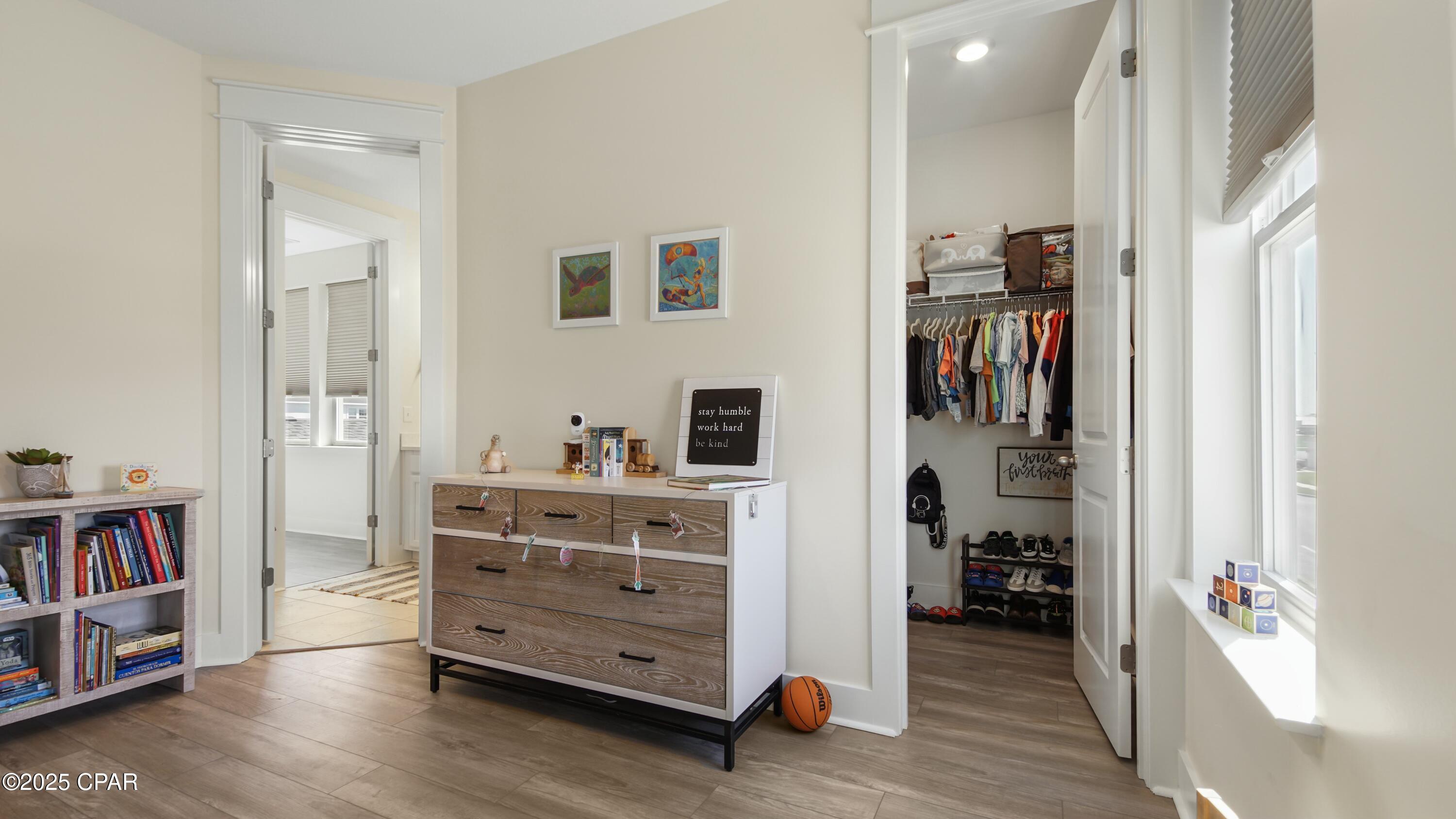 1424 Blackbird Court