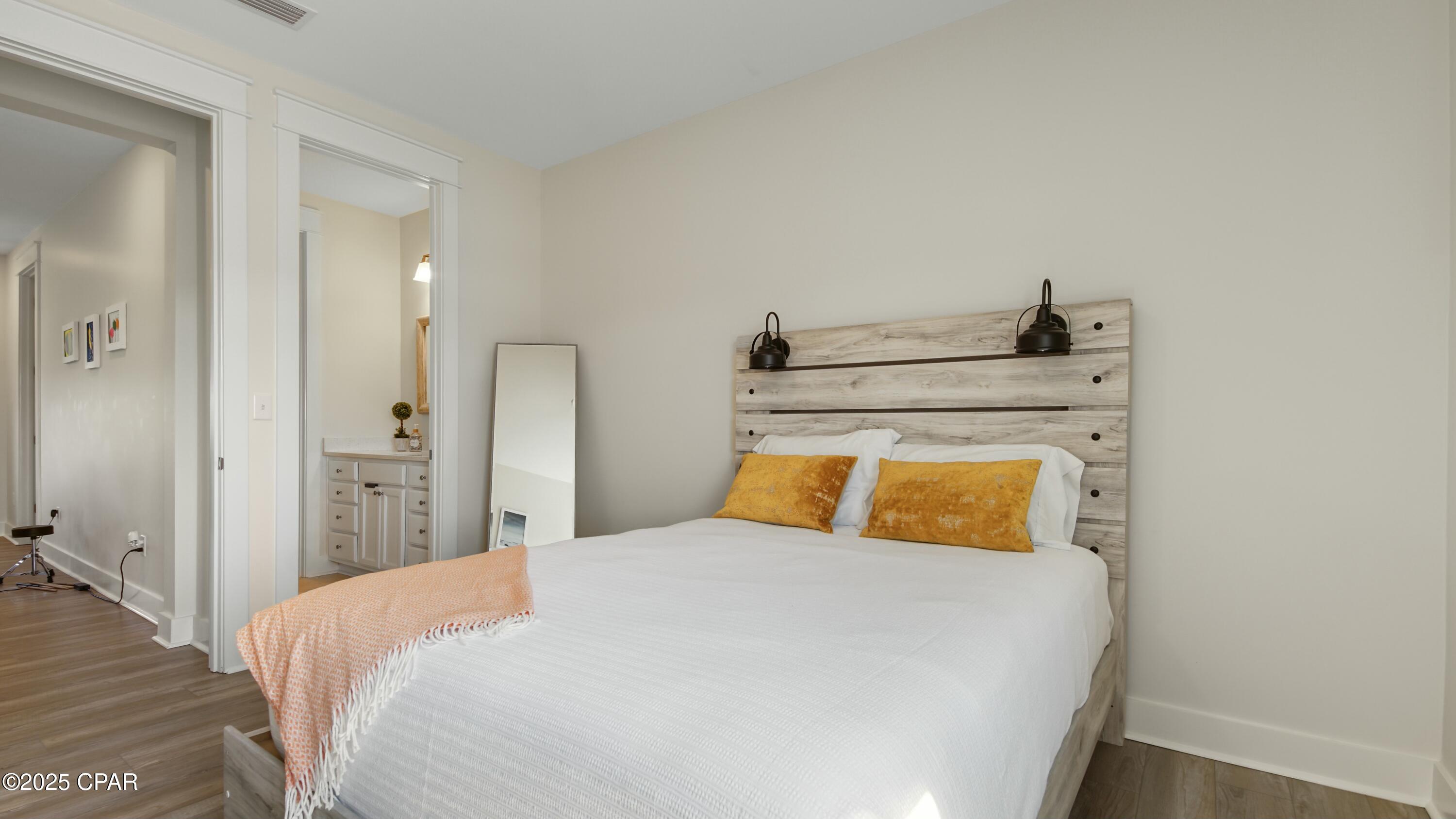 1424 Blackbird Court