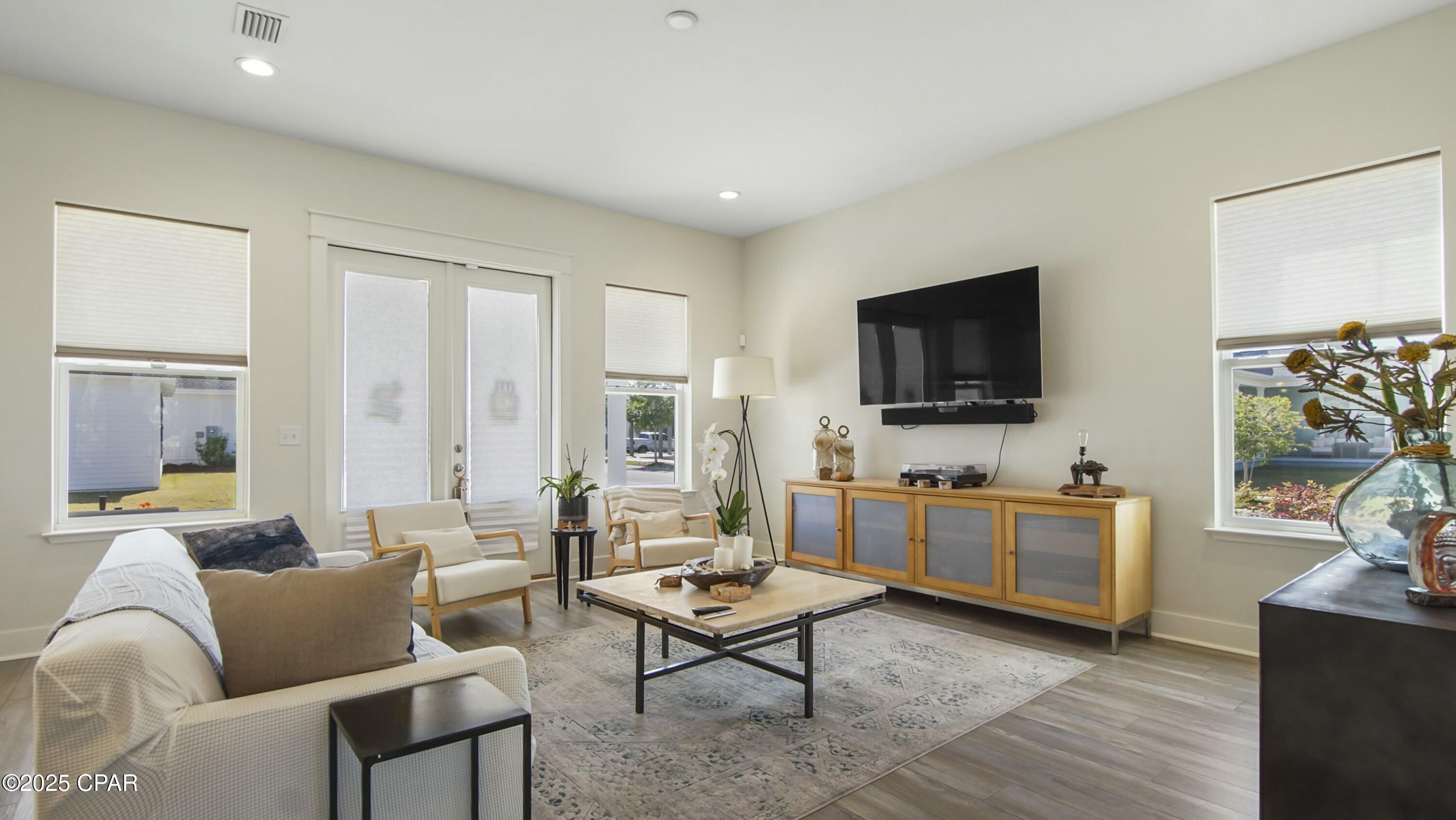 1424 Blackbird Court