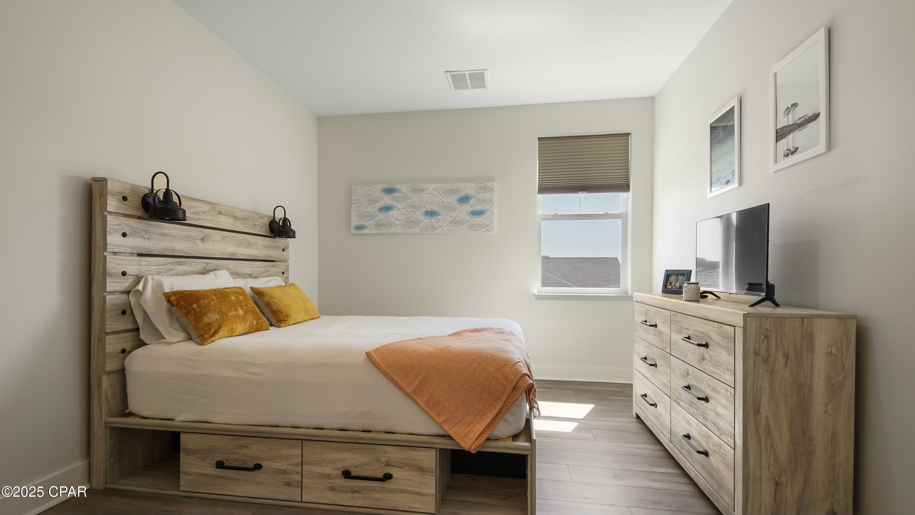 1424 Blackbird Court