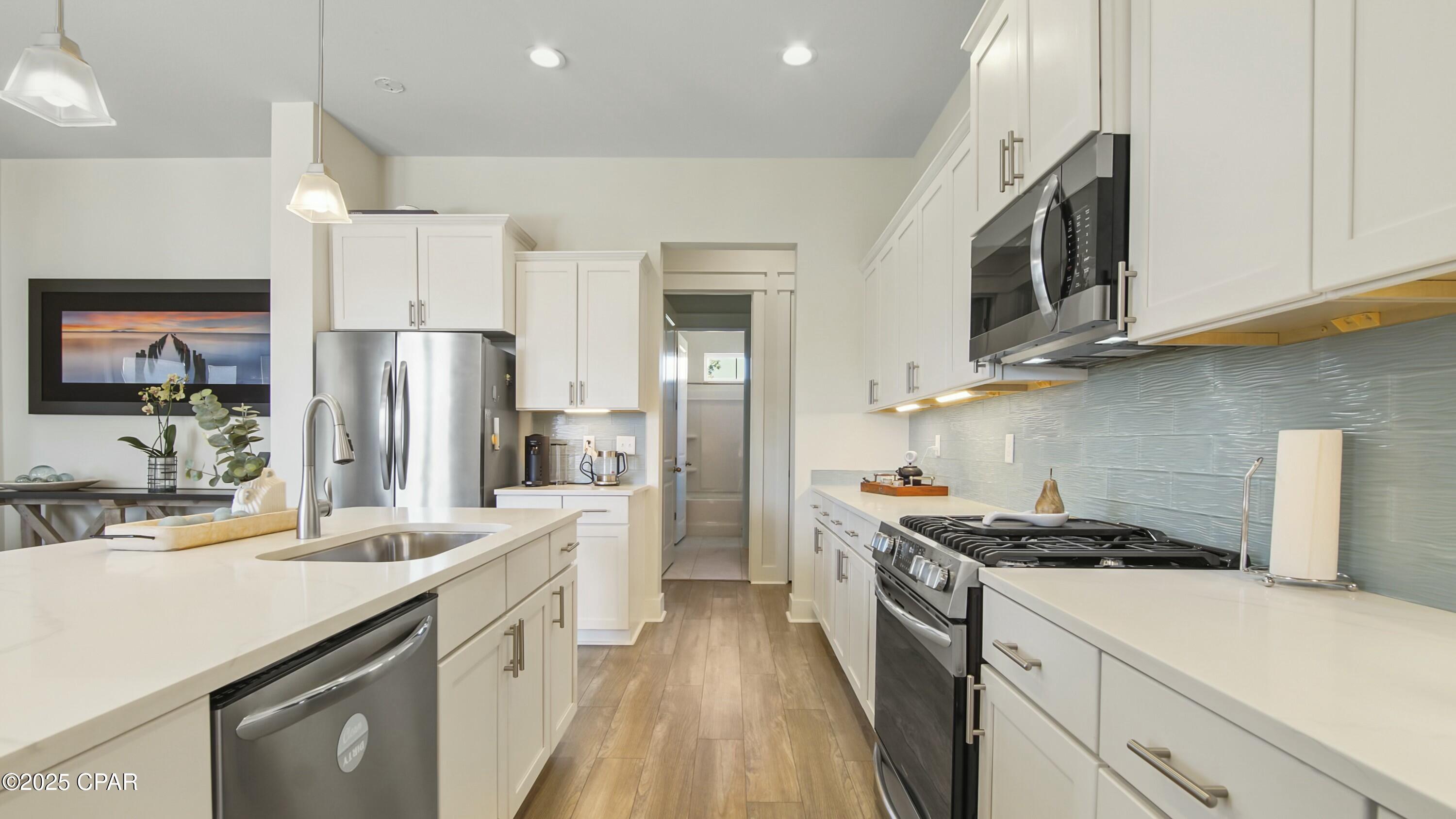 1424 Blackbird Court