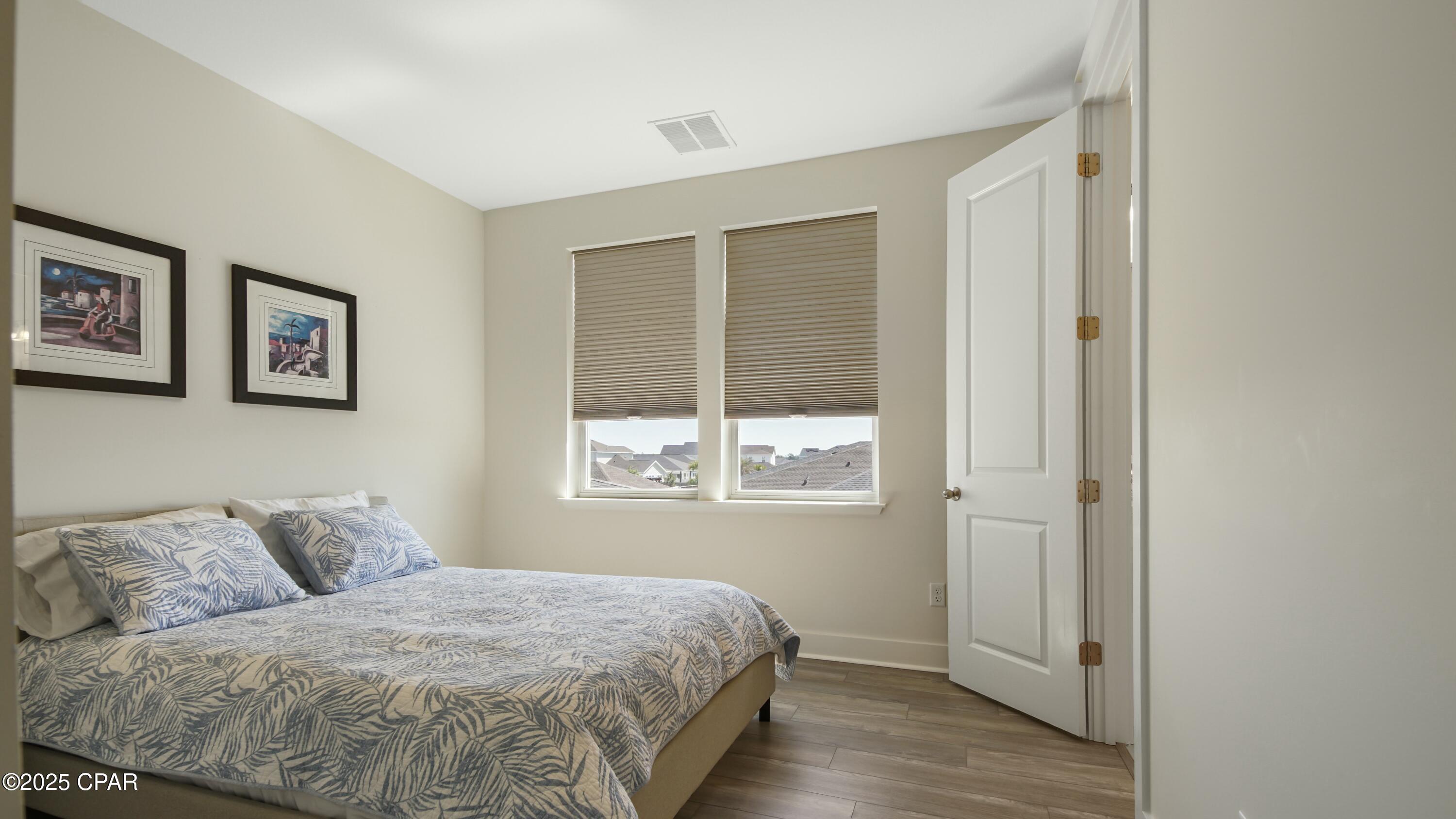 1424 Blackbird Court