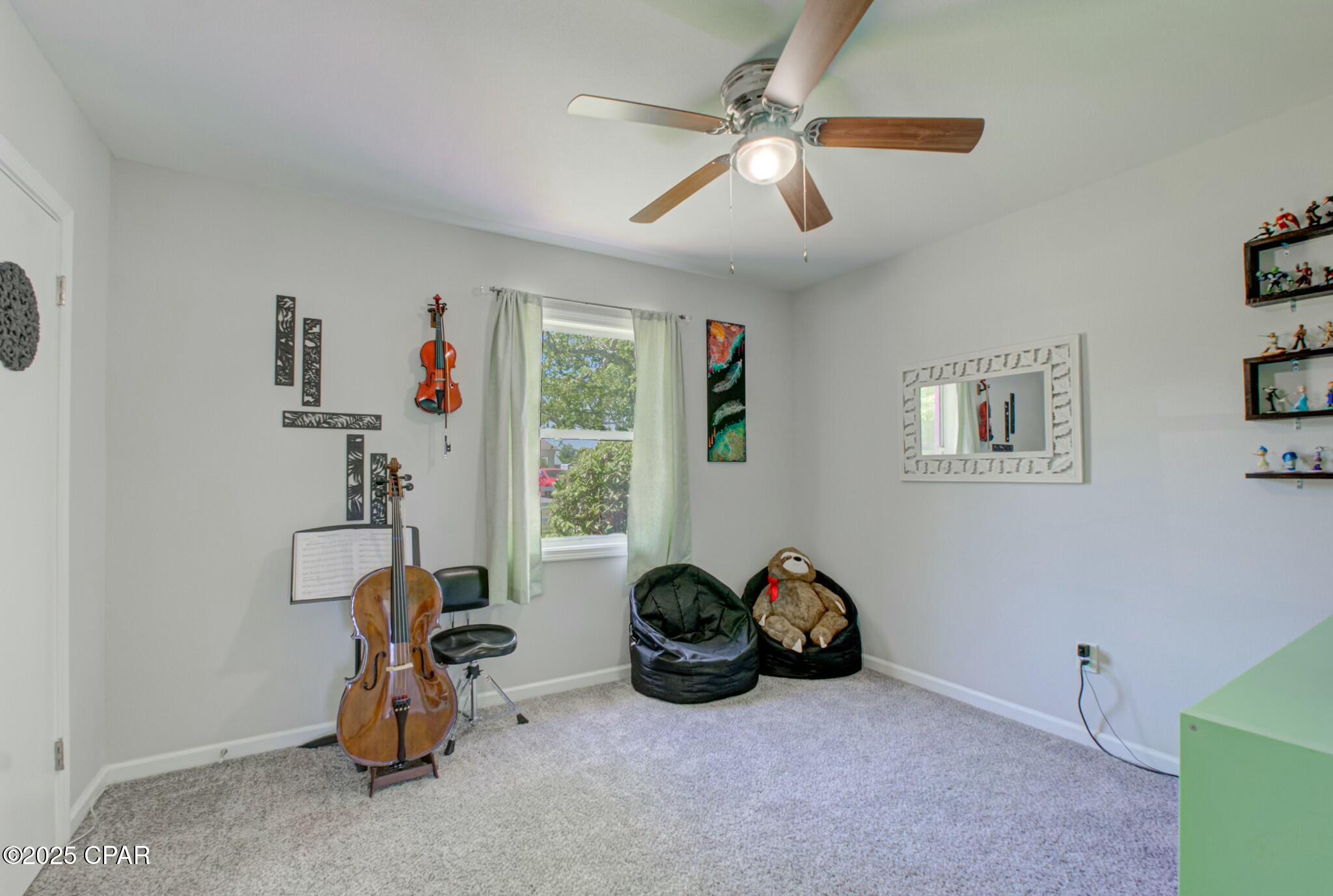 2914 Clearview Avenue