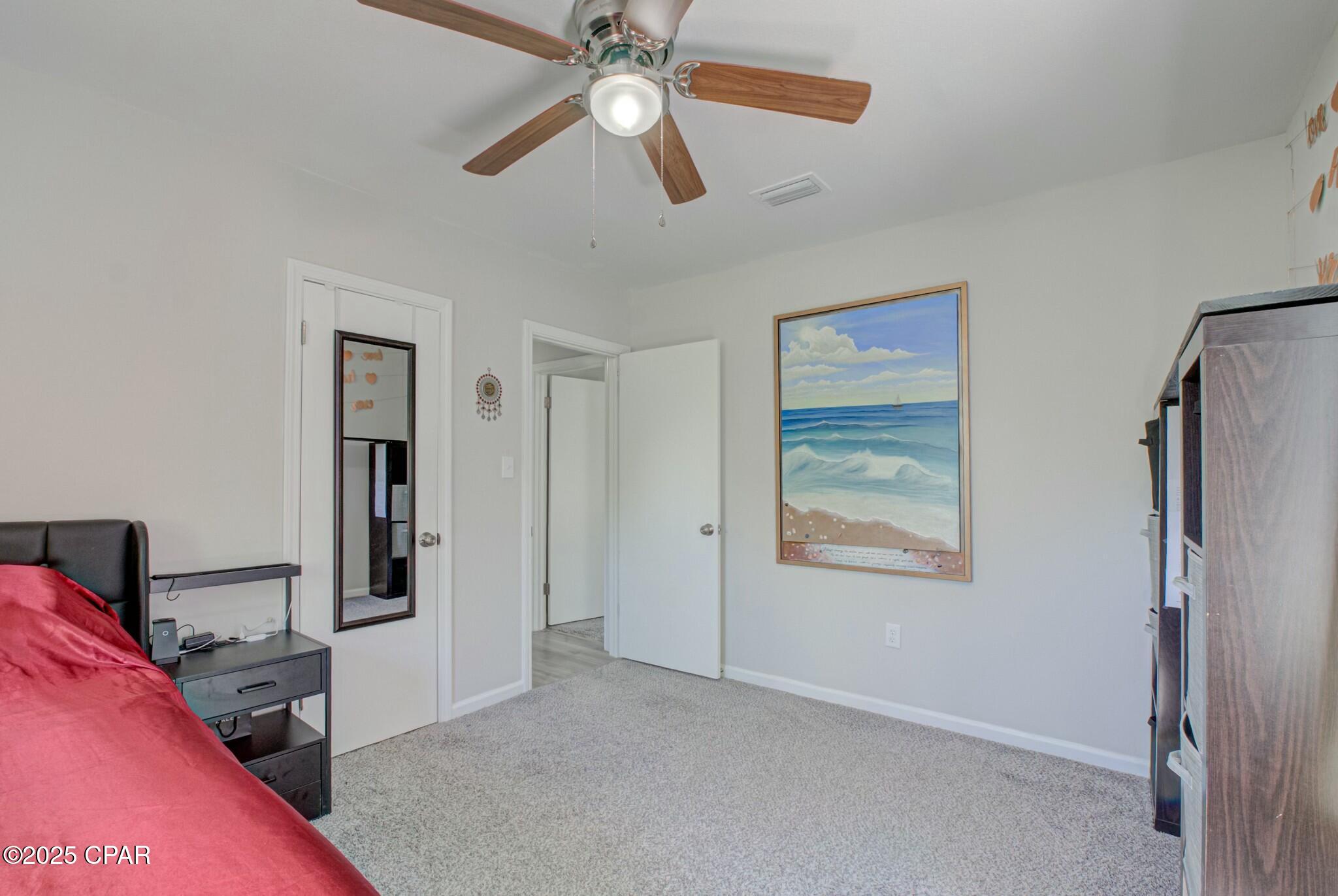 2914 Clearview Avenue