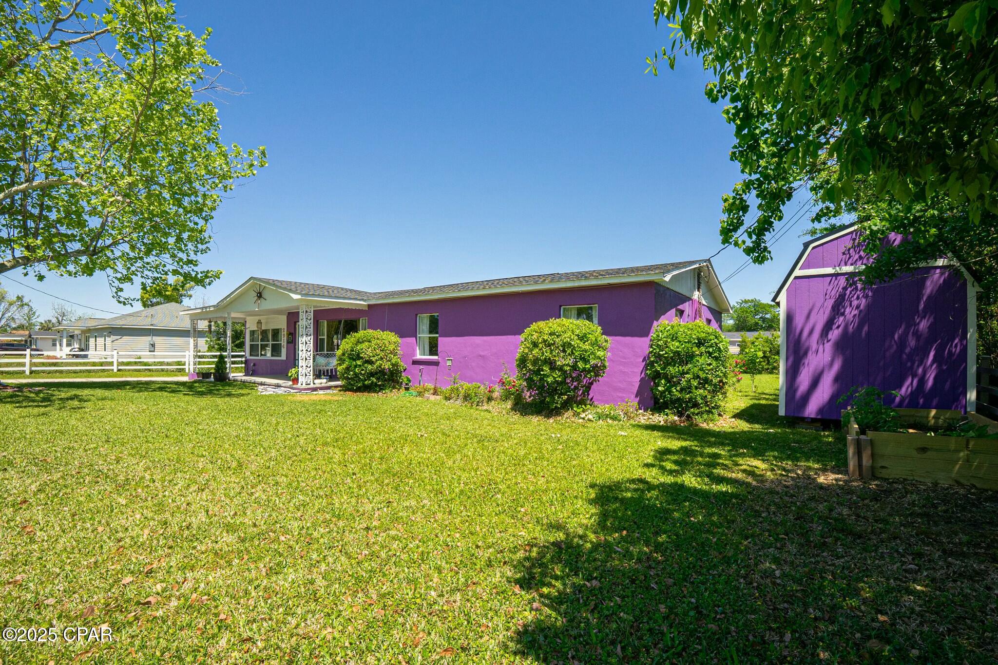 2914 Clearview Avenue